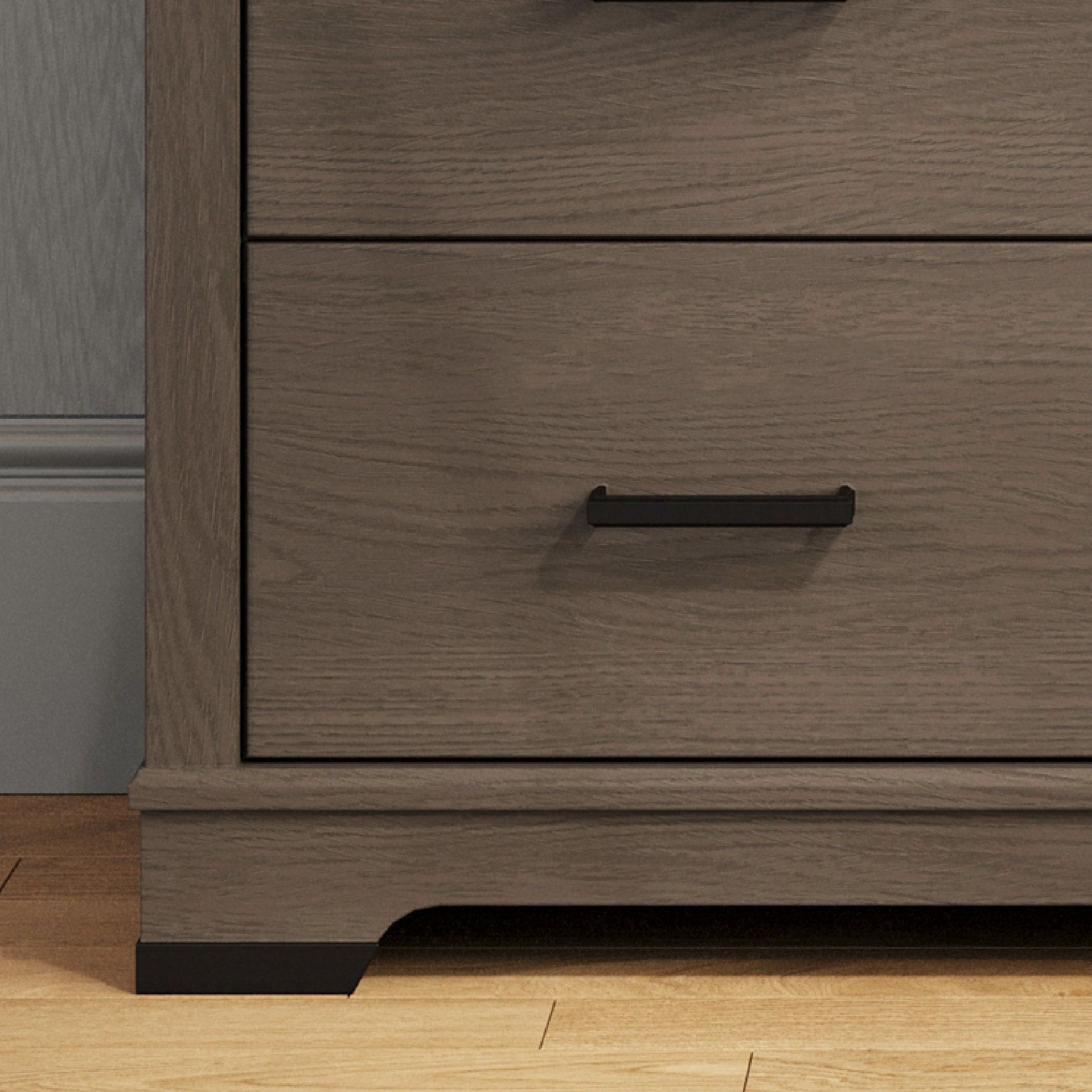 Redmond 3 Drawer Dresser, Dapper Gray