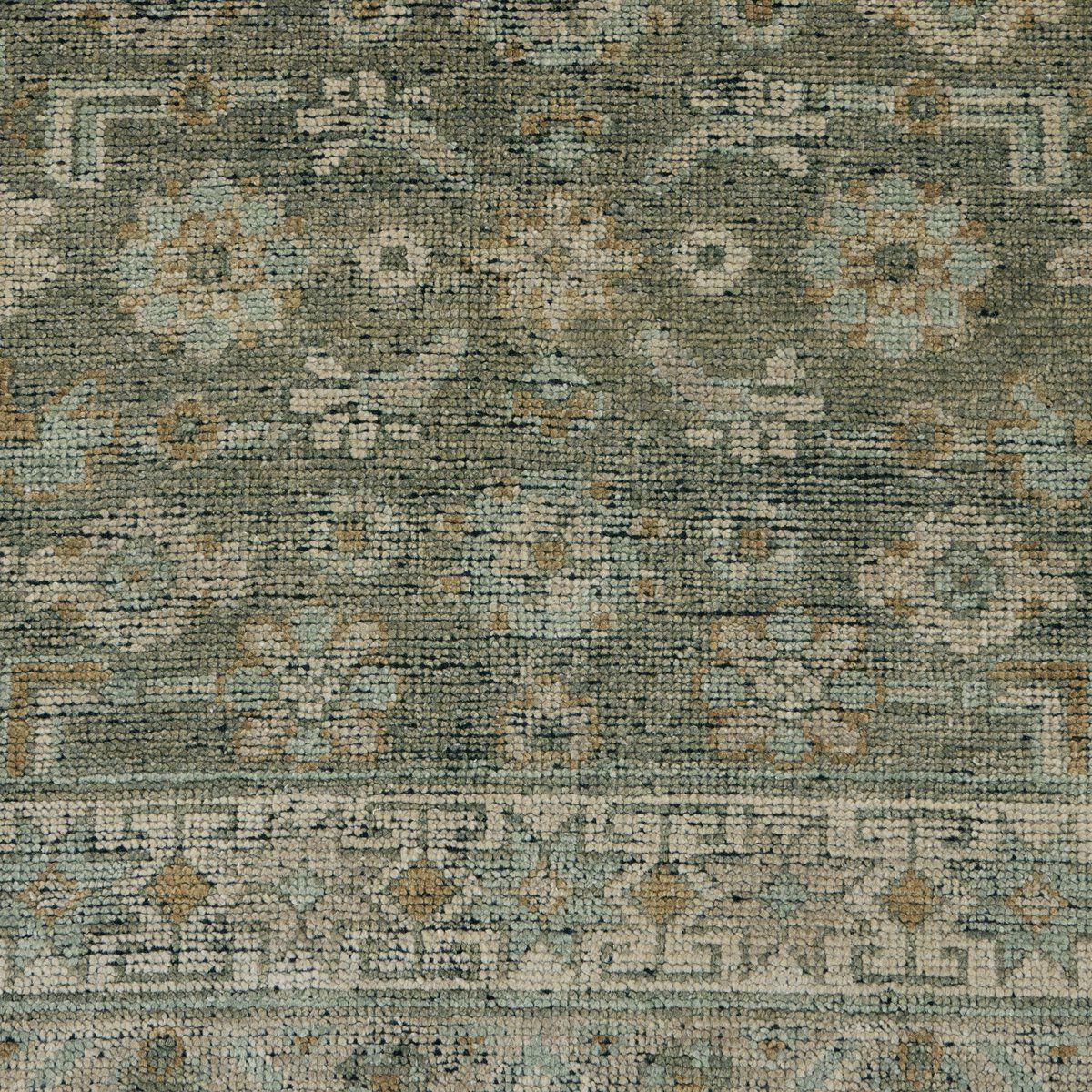 Kenli Hand-knotted Rug