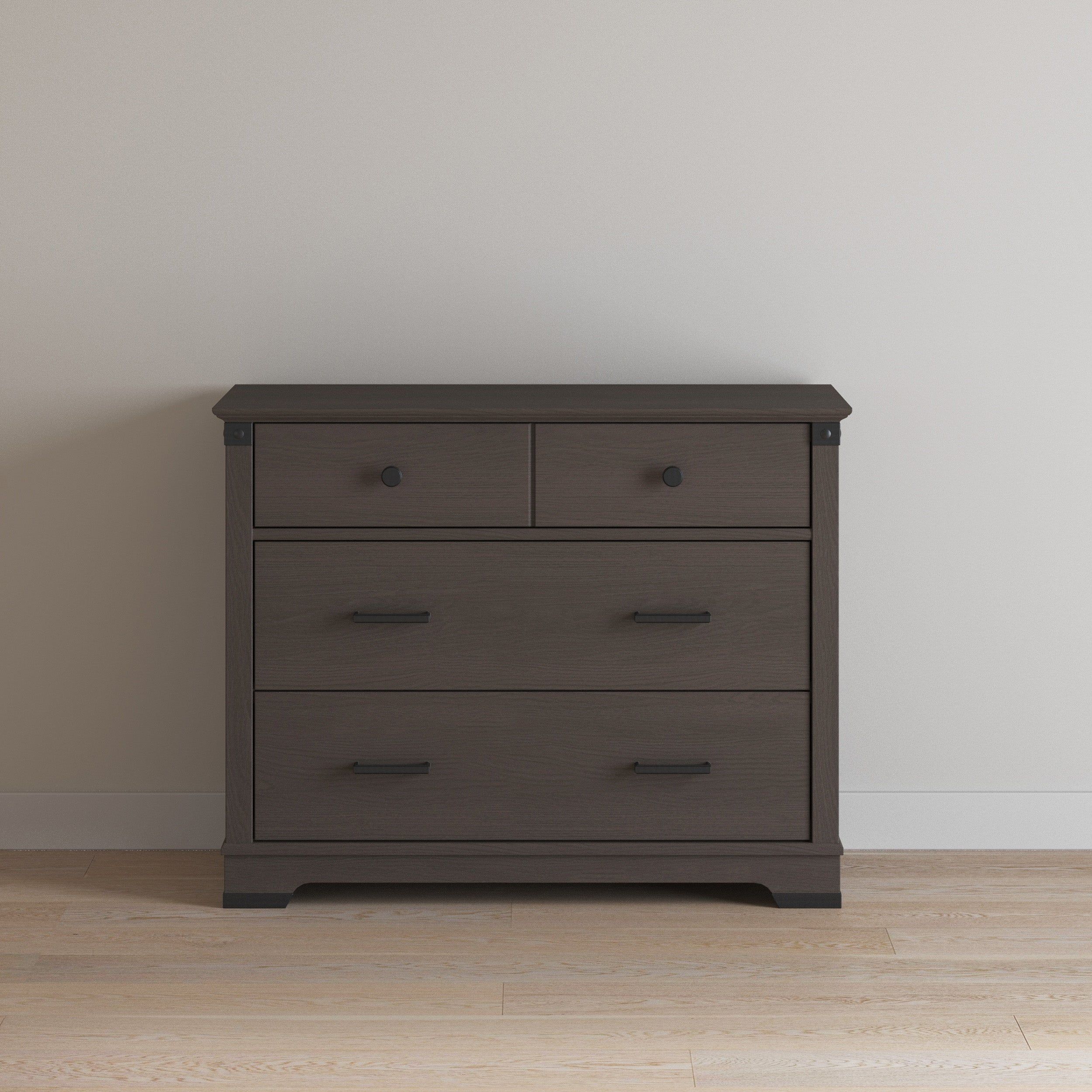 Redmond 3 Drawer Dresser, Dapper Gray