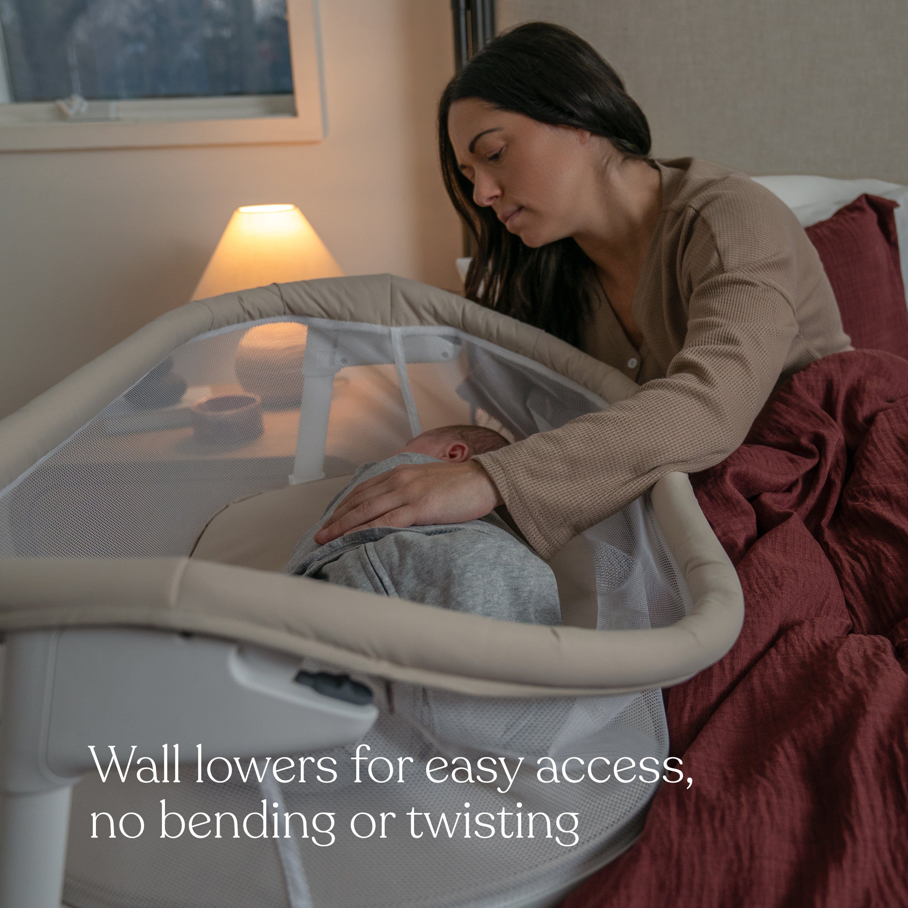 Bassinest® Lite Portable Bassinet