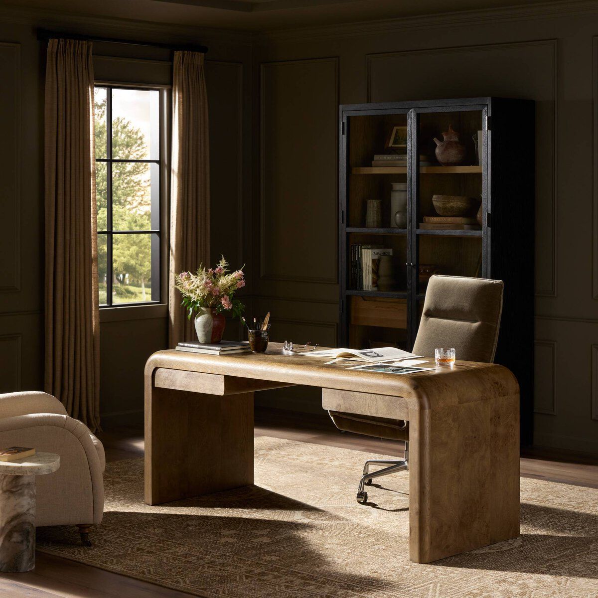 Daven Desk
