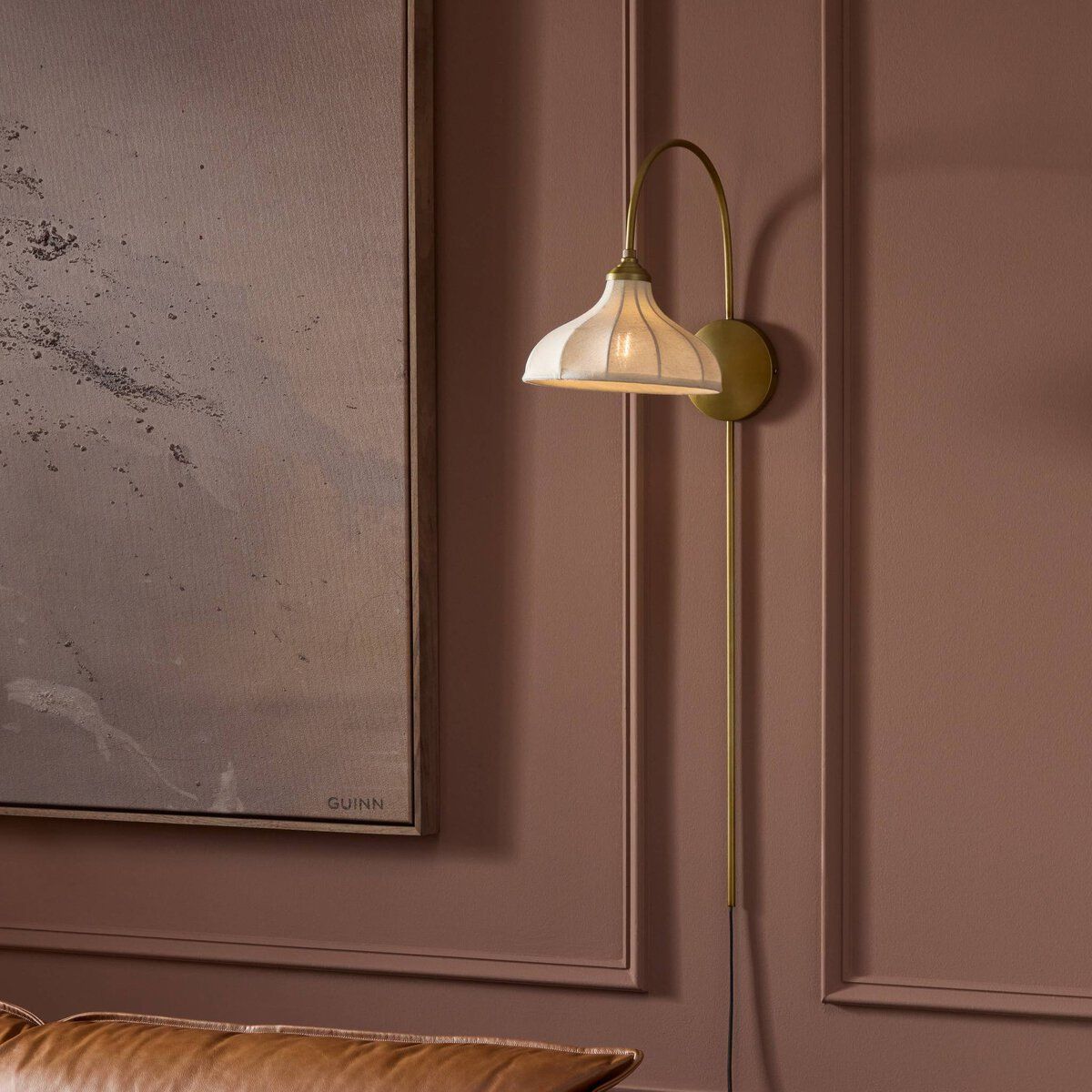 Winslet Sconce
