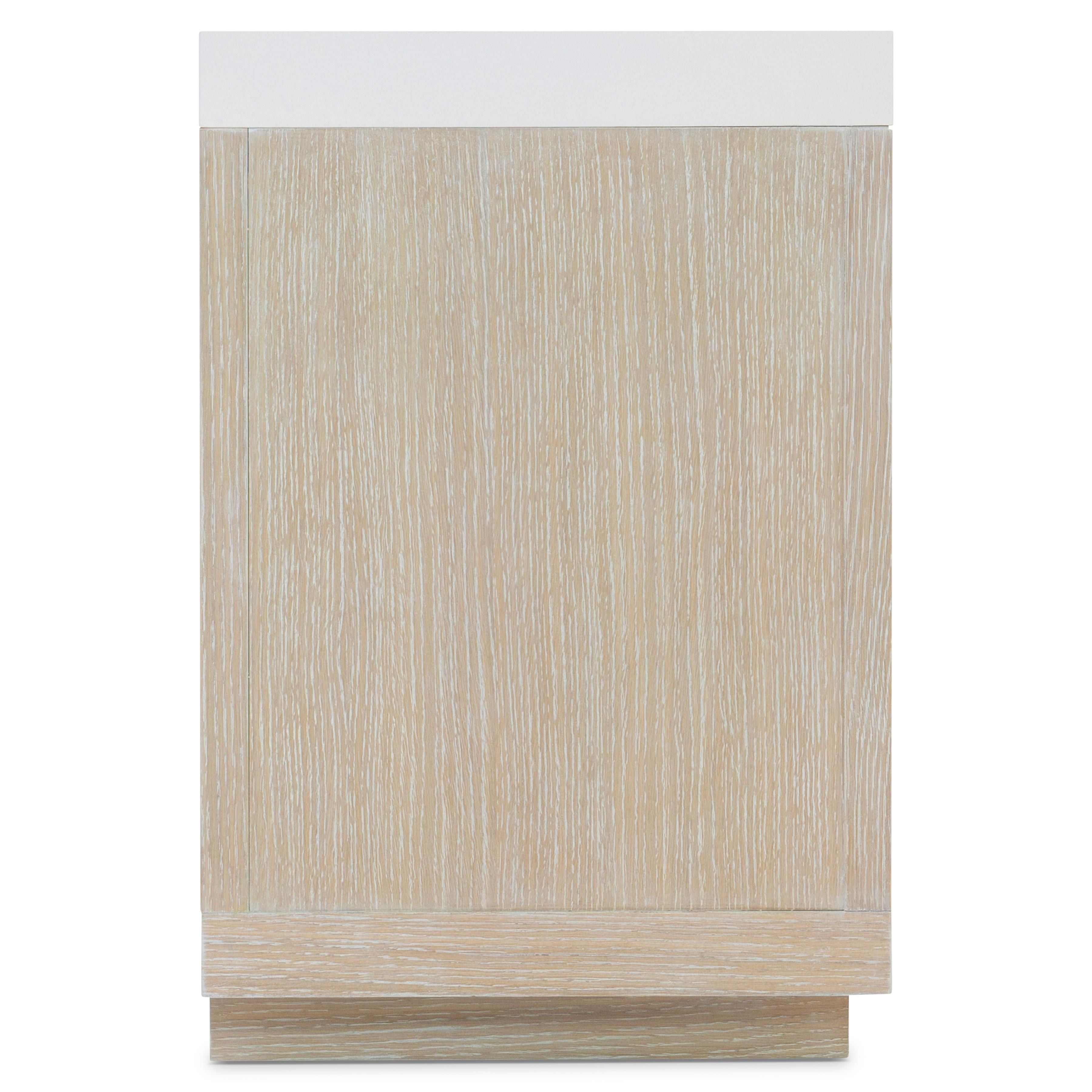 Bernhardt Furniture – Solaria Entertainment Credenza