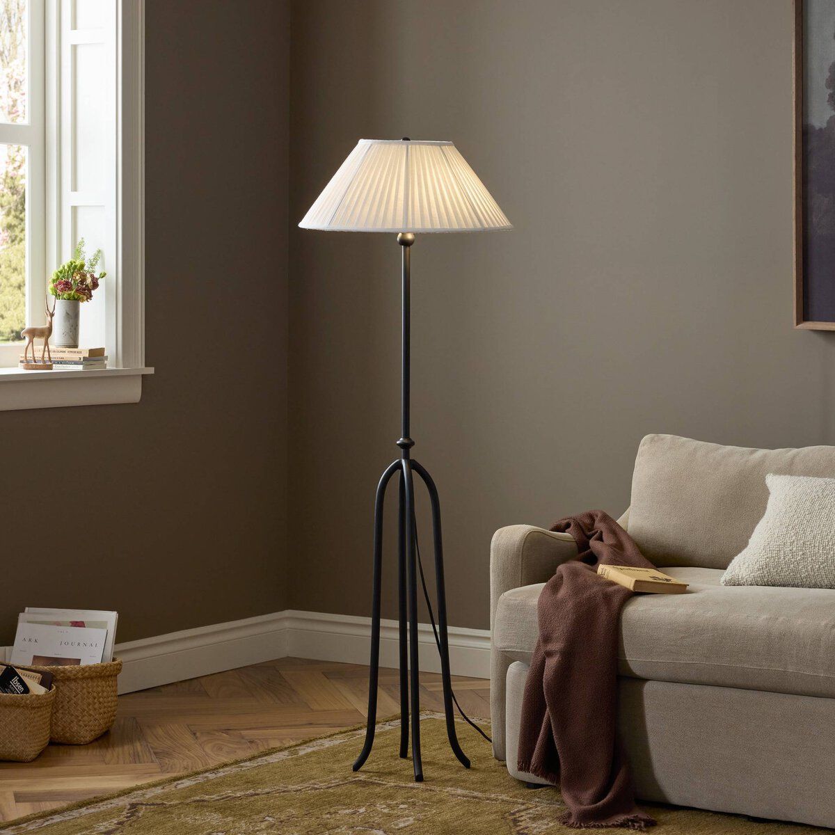 Rydell Floor Lamp