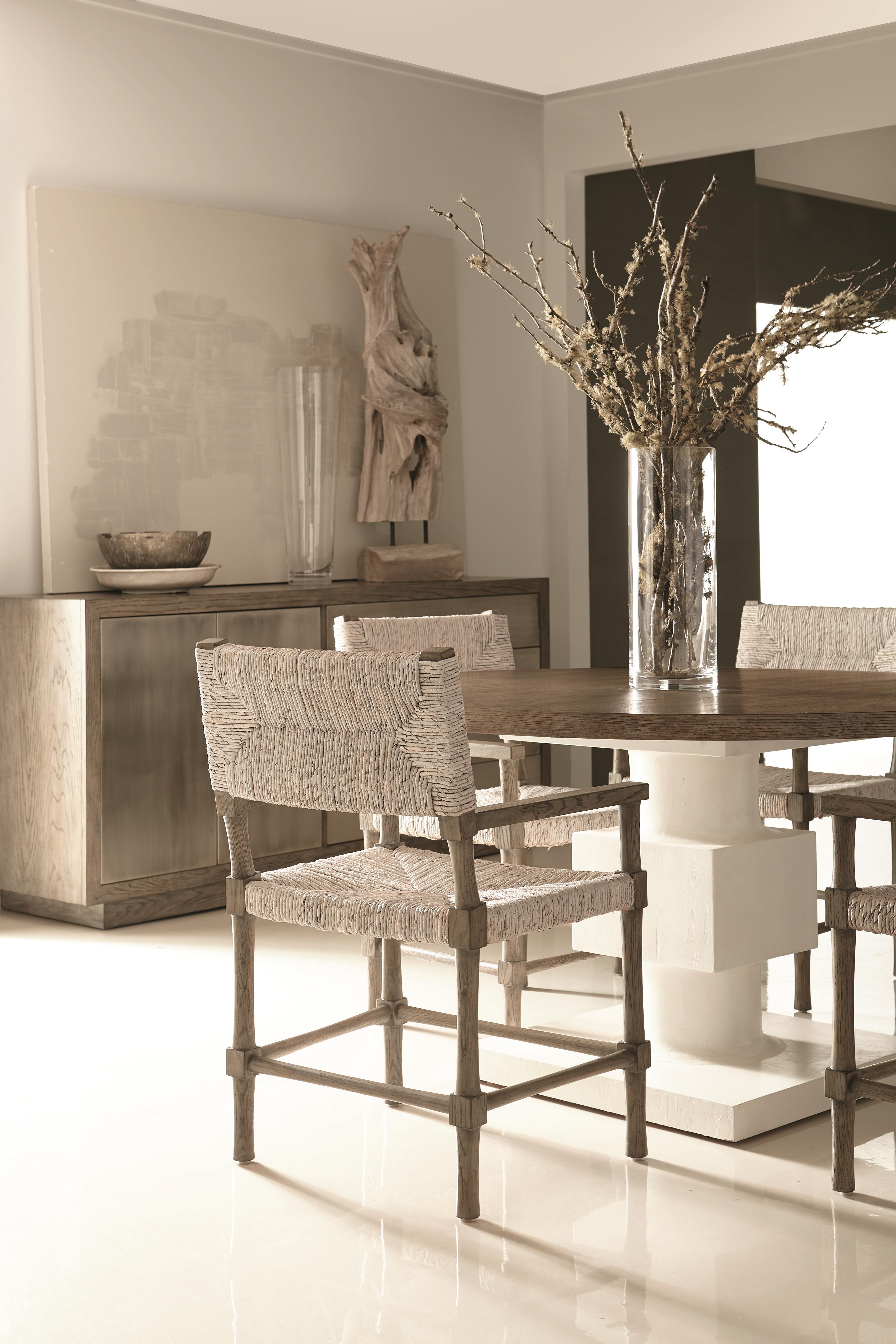 Bernhardt Furniture – Newberry Dining Table