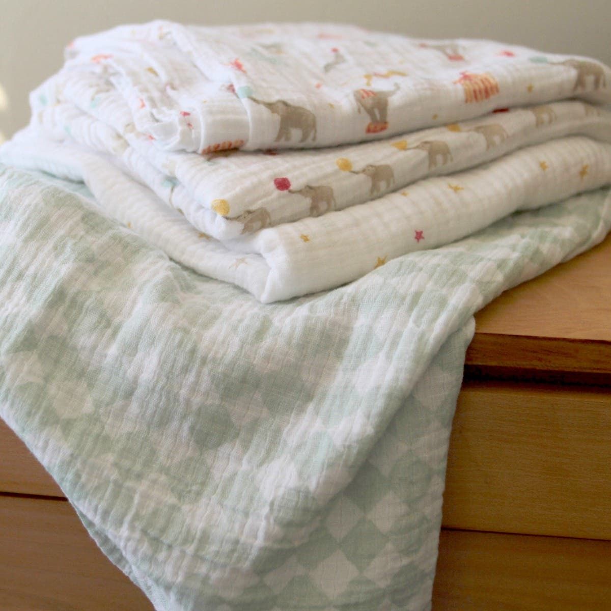 Essentials Cotton Muslin Swaddle Blanket 4 Pack
