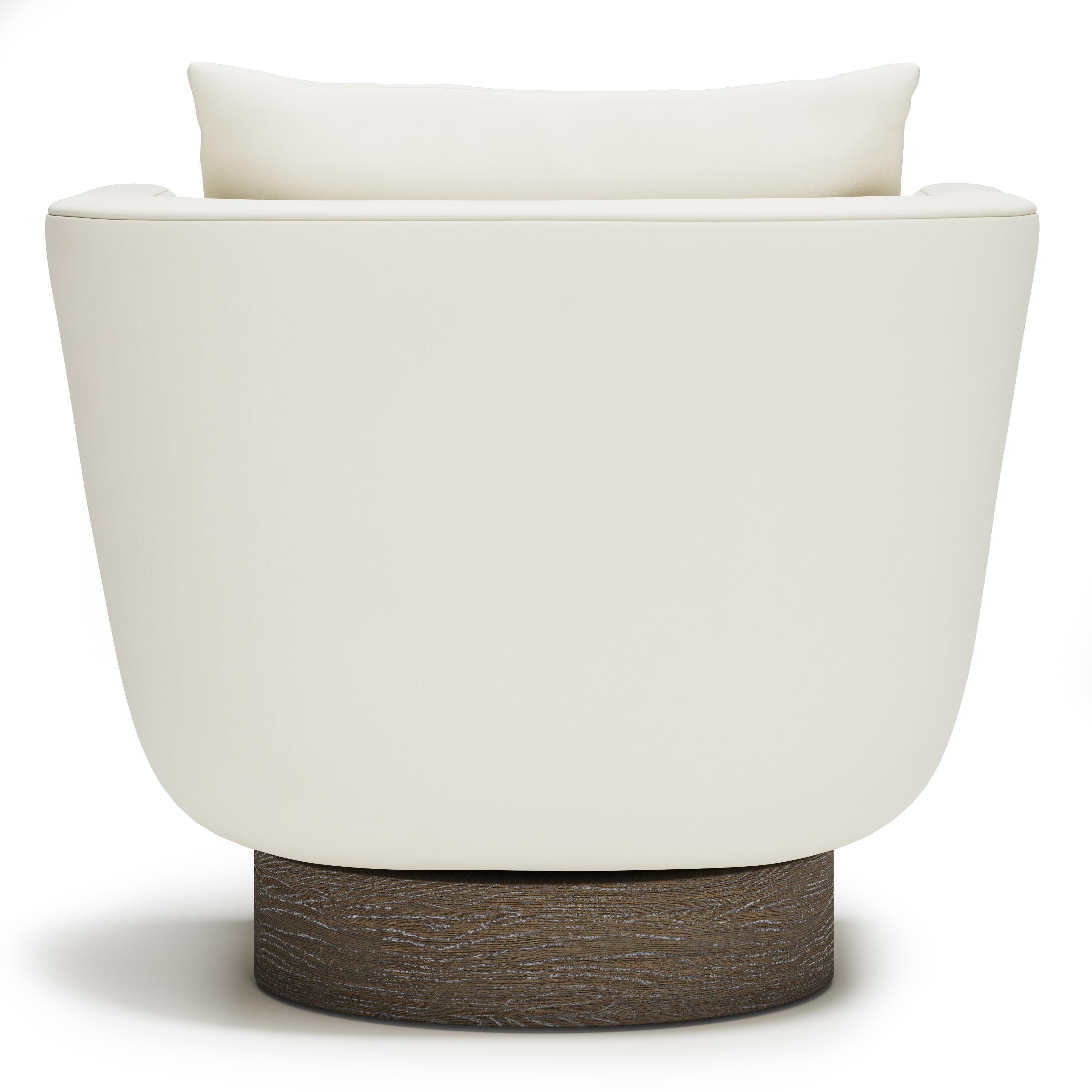 Bernhardt Gemma Leather Swivel Chair