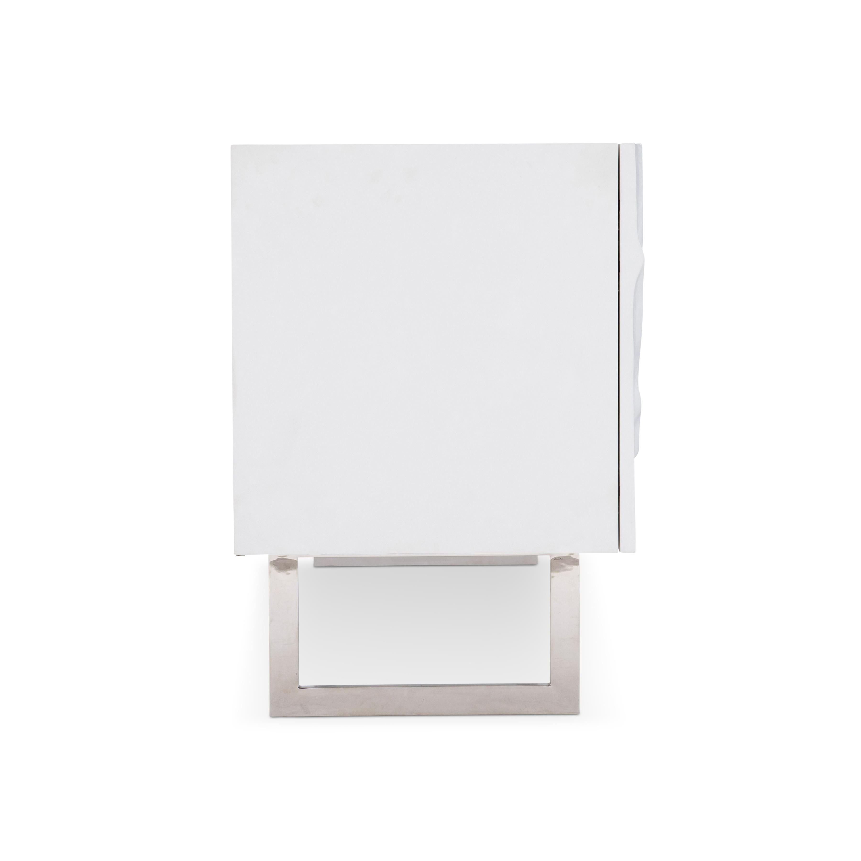 Bernhardt Furniture – Penrose Entertainment Credenza