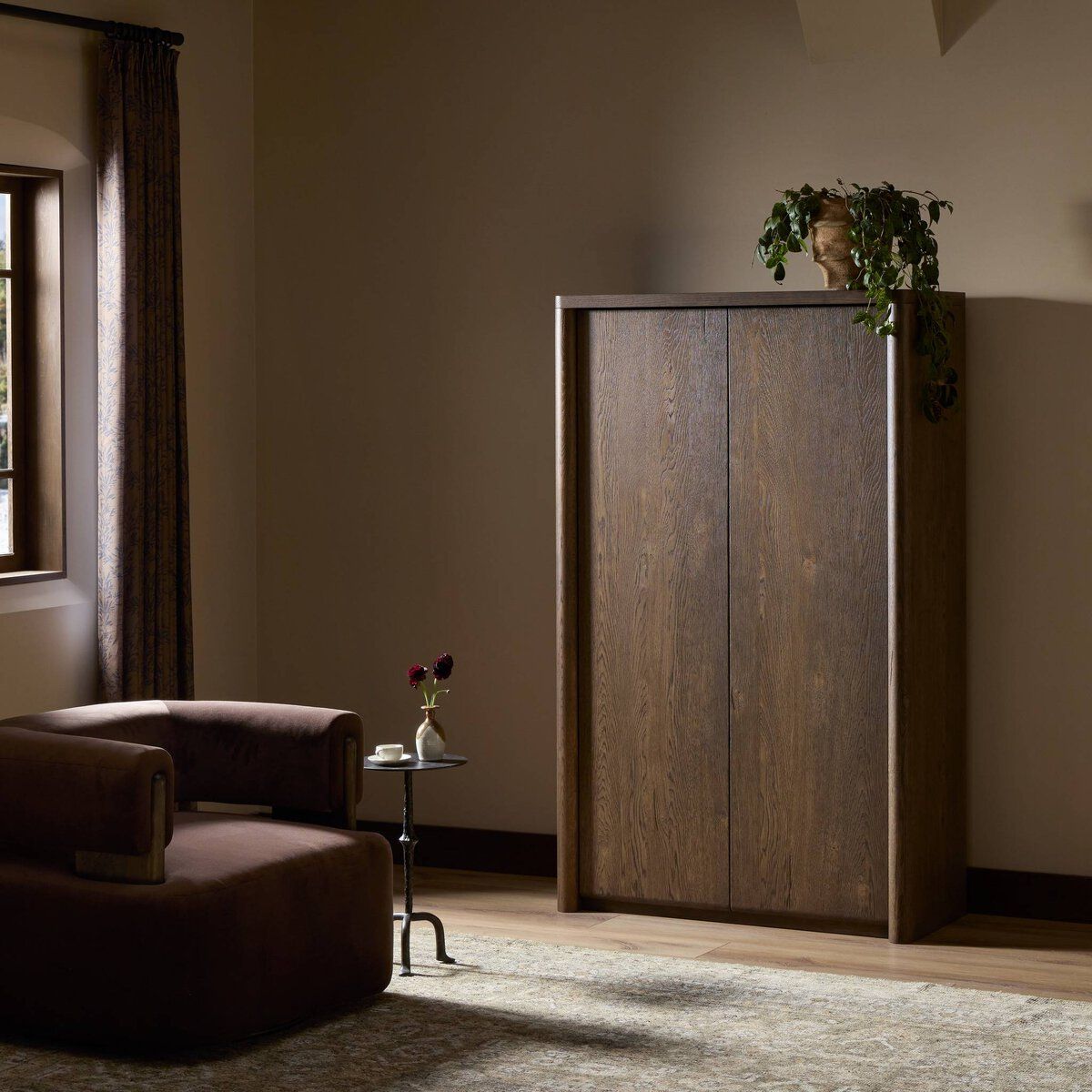 Arthur Cabinet