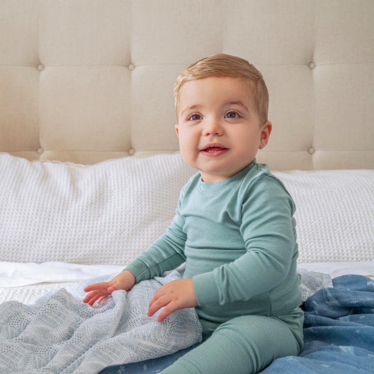 Organic Cotton Muslin Swaddle Blanket 4 Pack