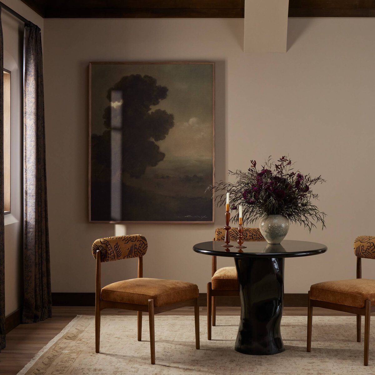 Manon Dining Table