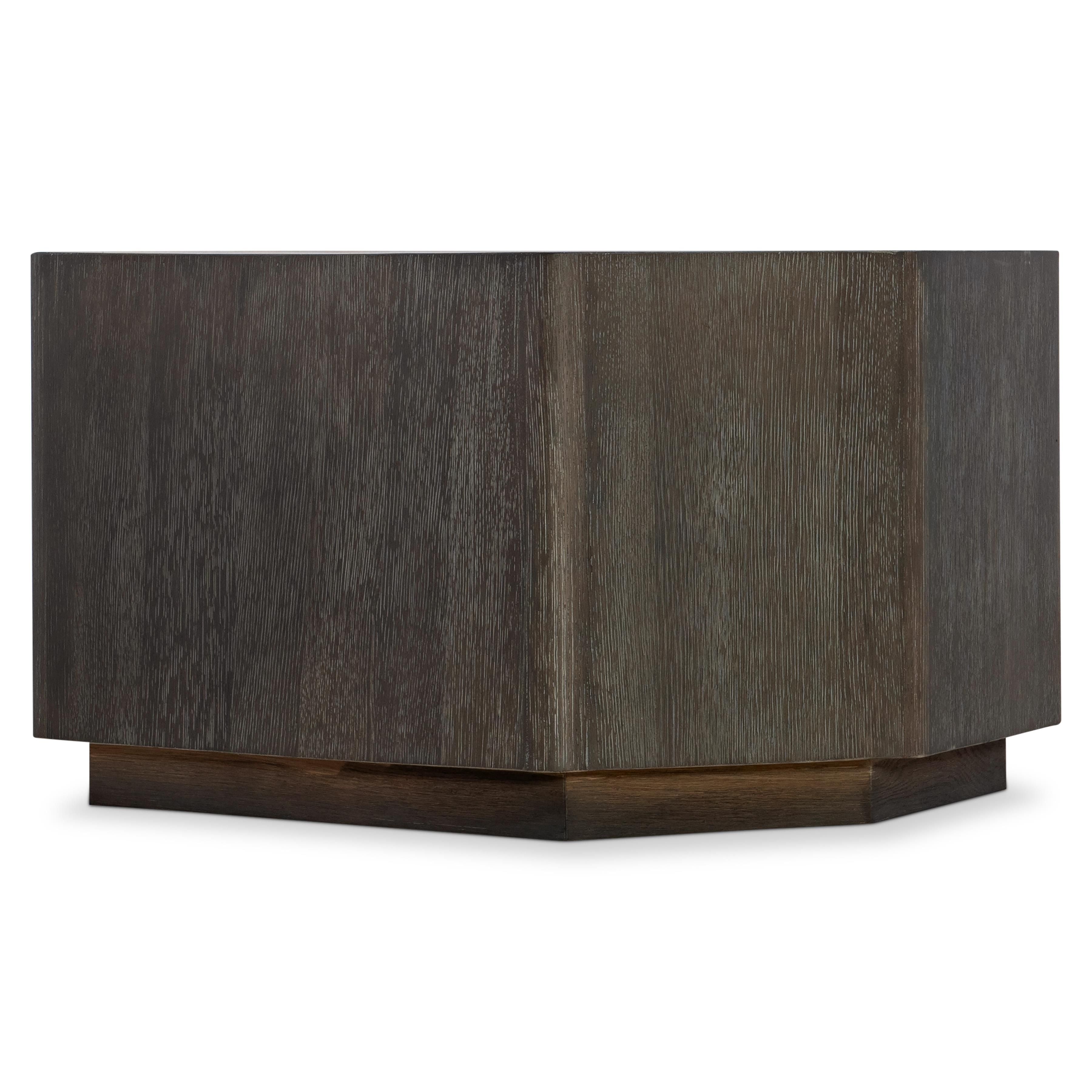 Bernhardt Furniture – Alton Cocktail Table