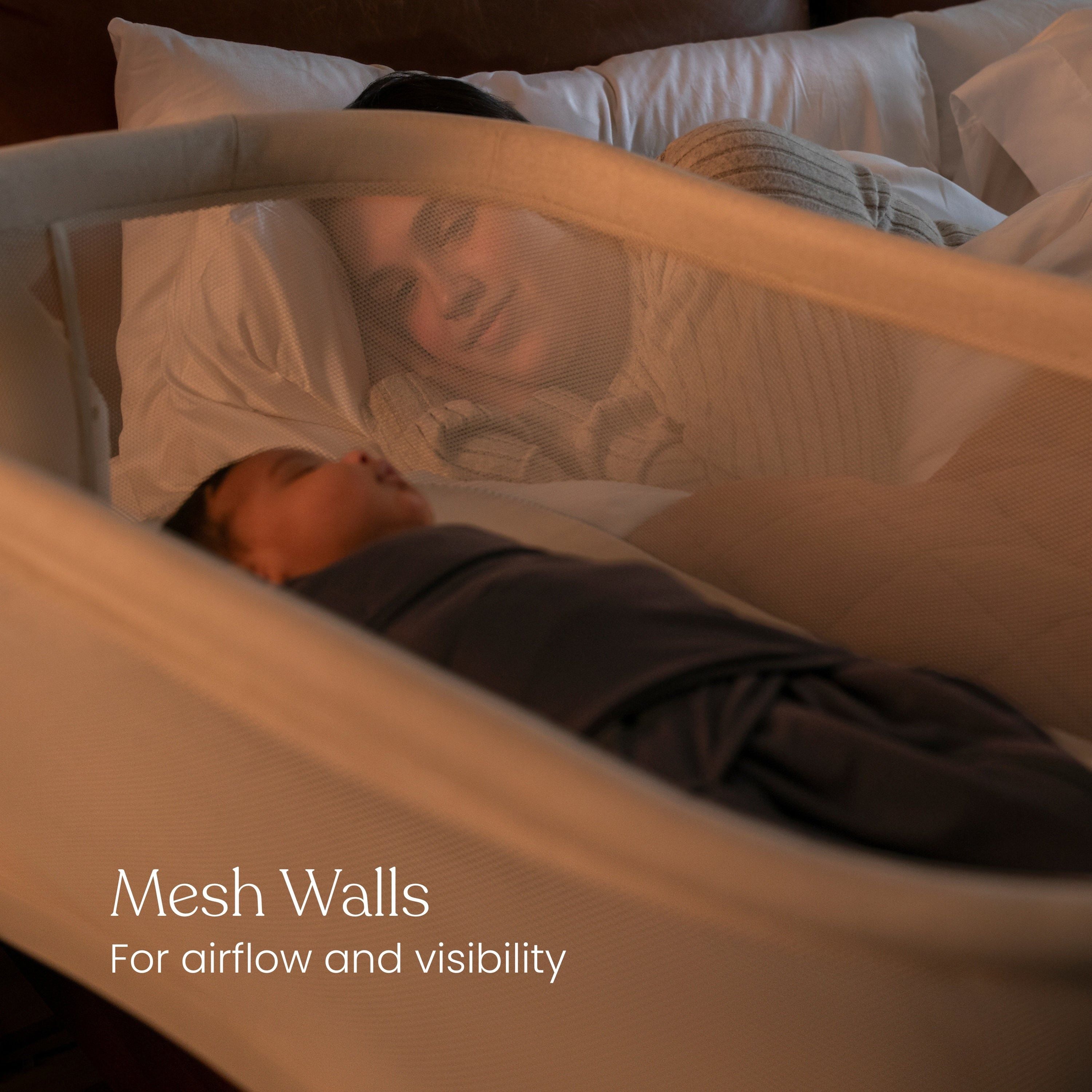 Halo® Bassinest® Swivel Sleeper 4.0 Signature Baby Bassinet