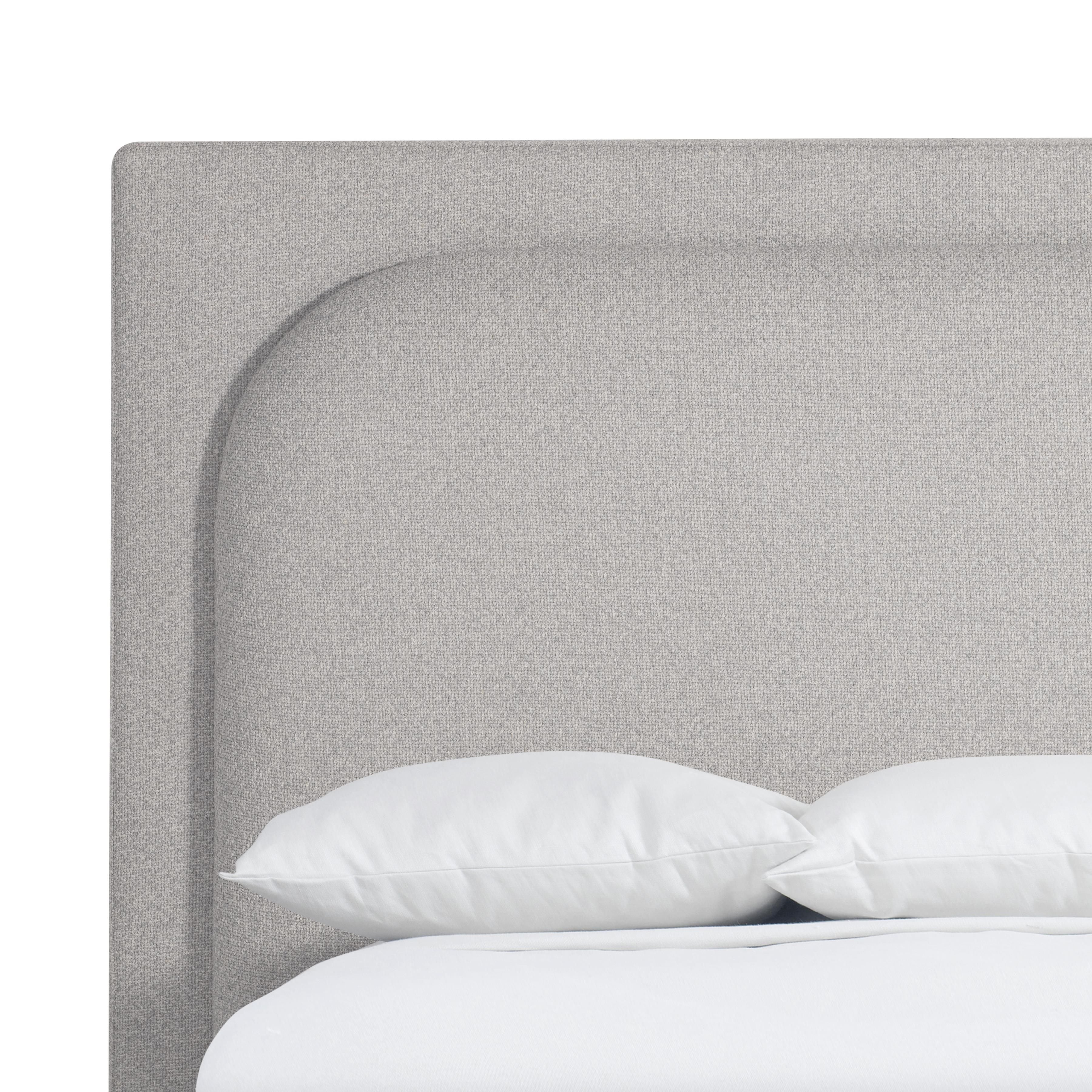 Bernhardt Furniture – Gambol Panel Bed King