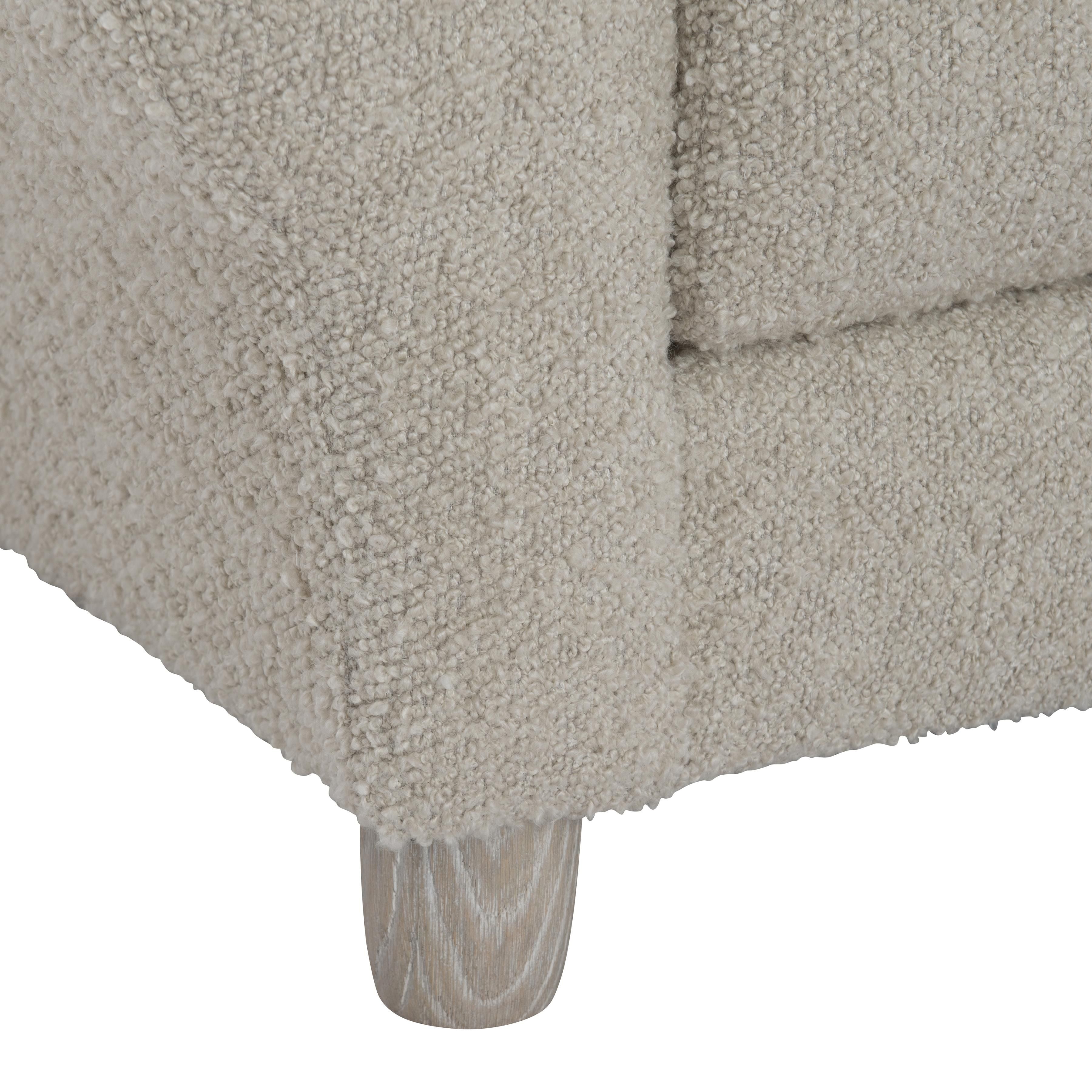 Bernhardt Furniture – Peyton Fabric Sofa