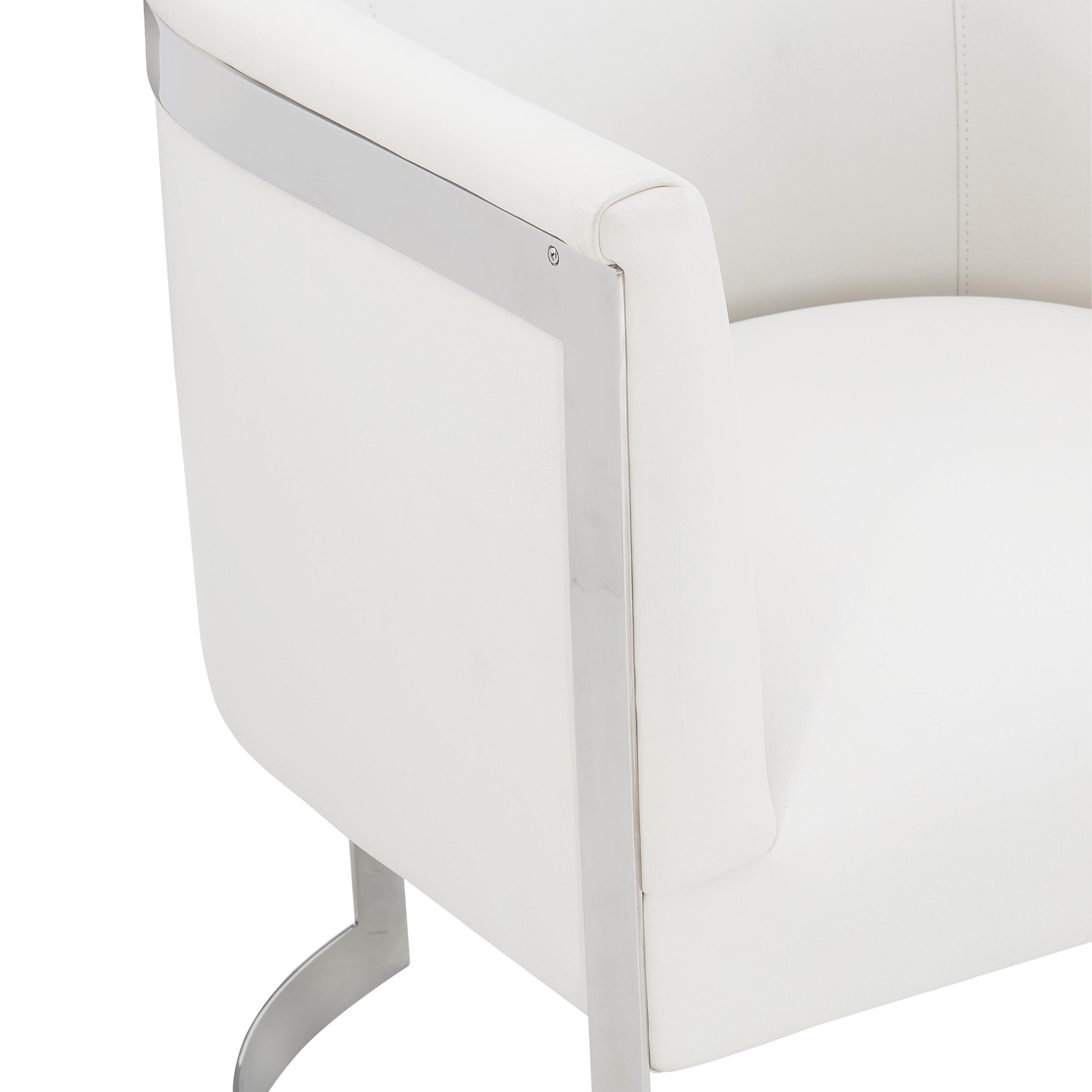Bernhardt Furniture – Zola Leather Chair