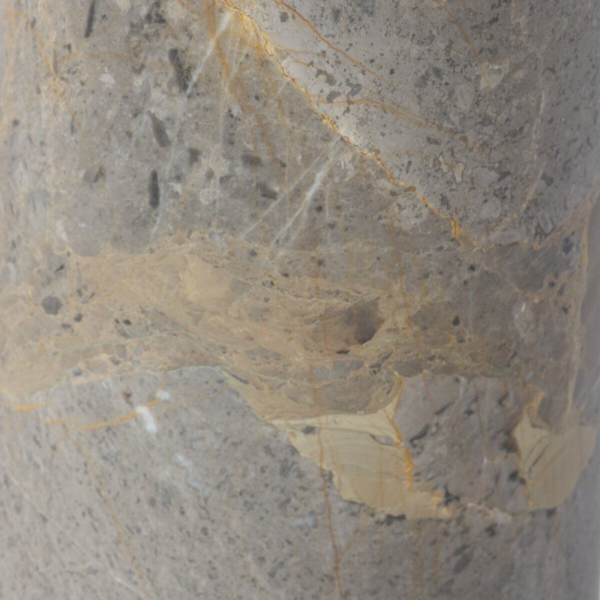 Raz End Table