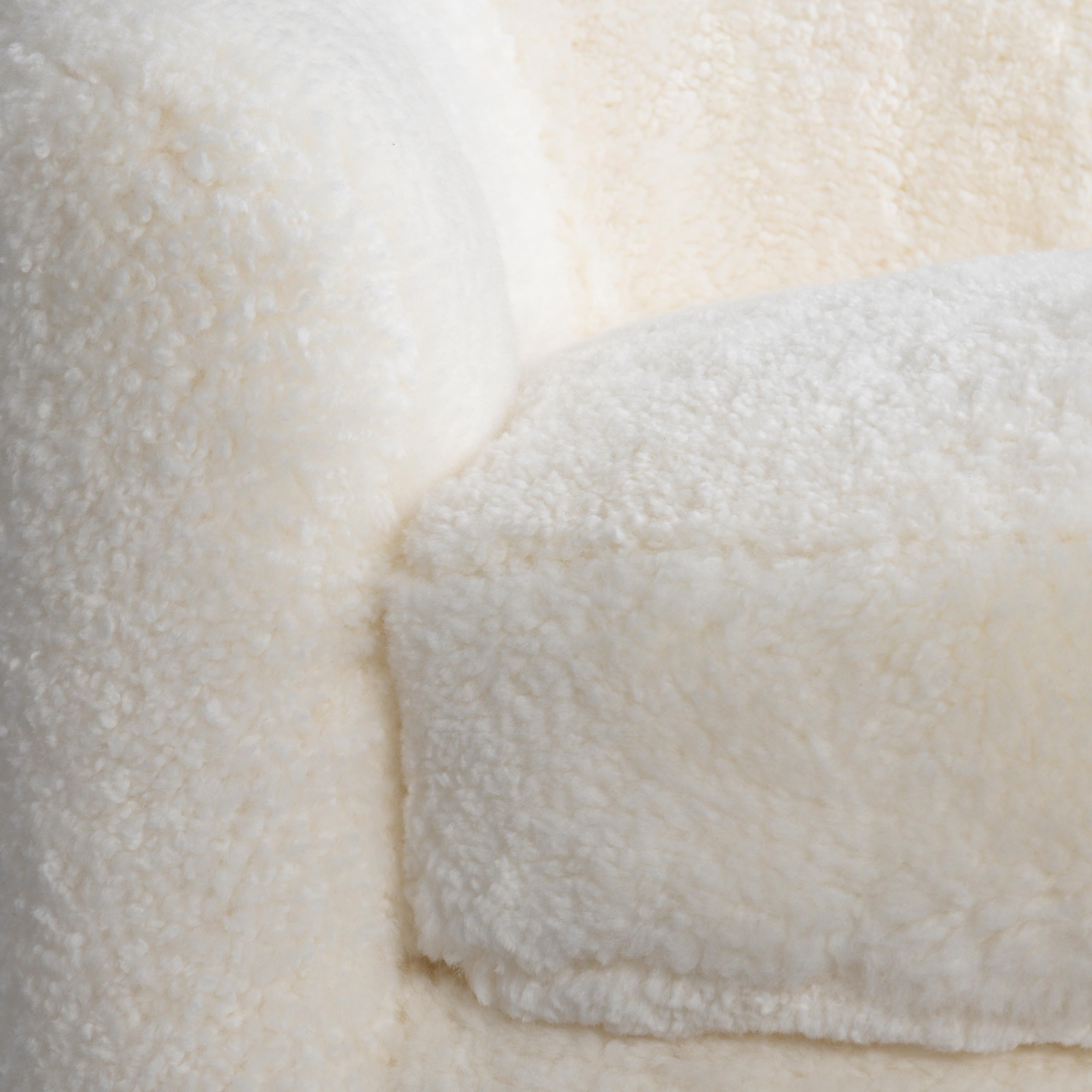 Bernhardt Furniture – Camino Shearling Swivel Chair