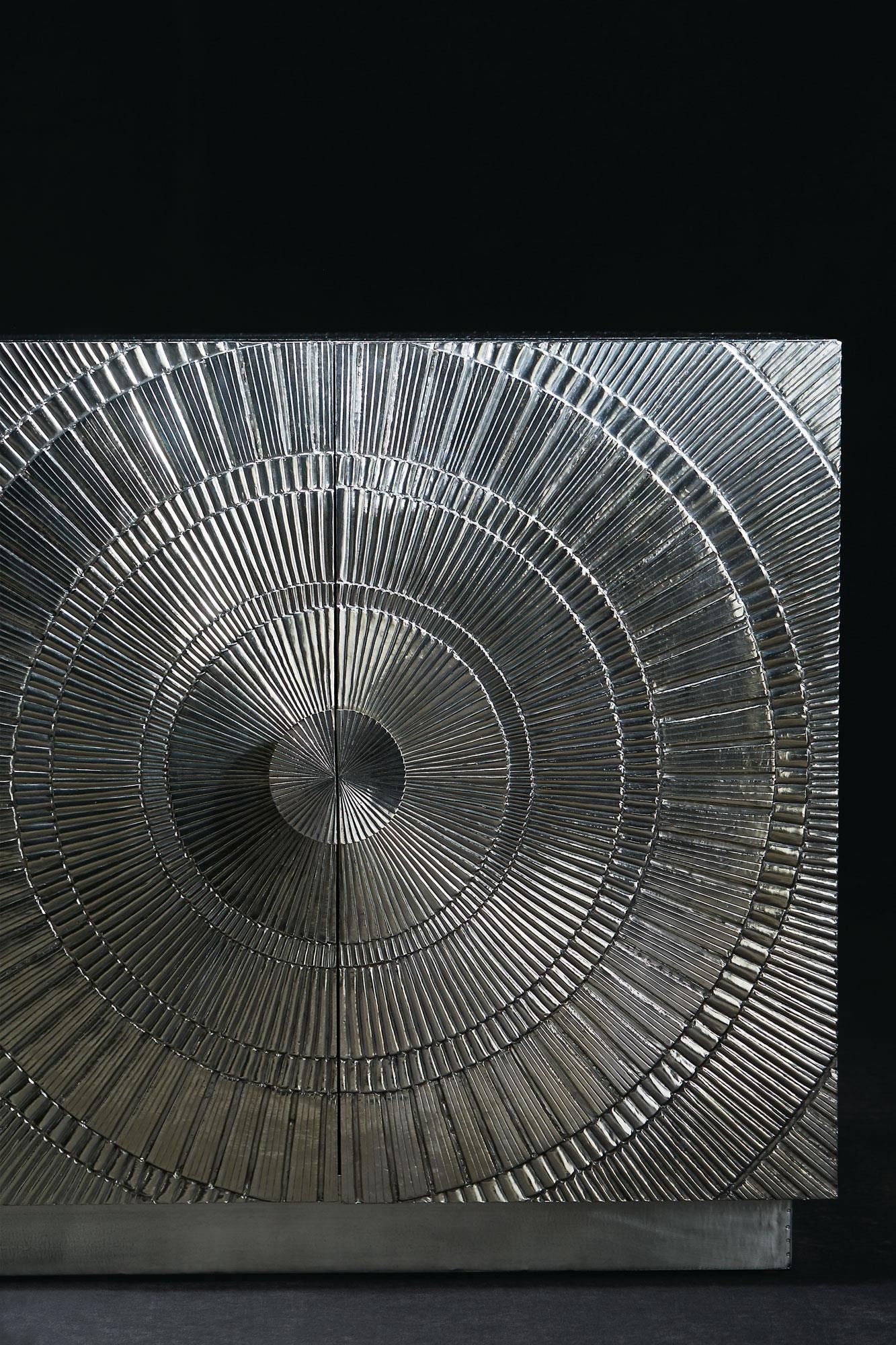 Bernhardt Furniture – Barcelona Entertainment Credenza