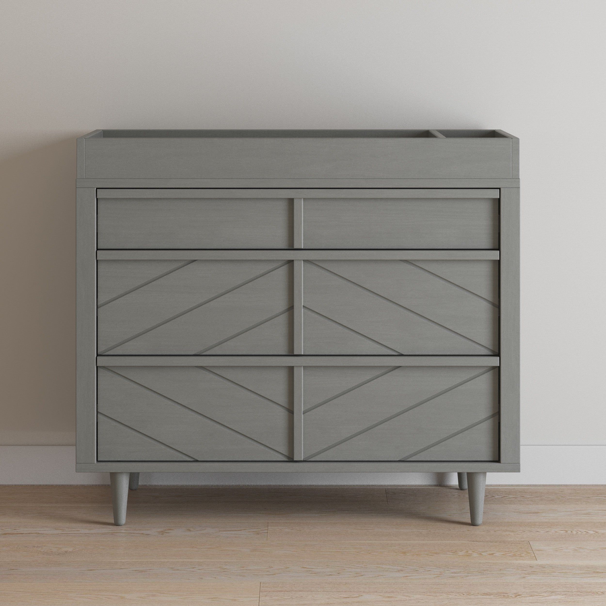 Surrey Hill 3 Drawer Dresser in Lunar Gray
