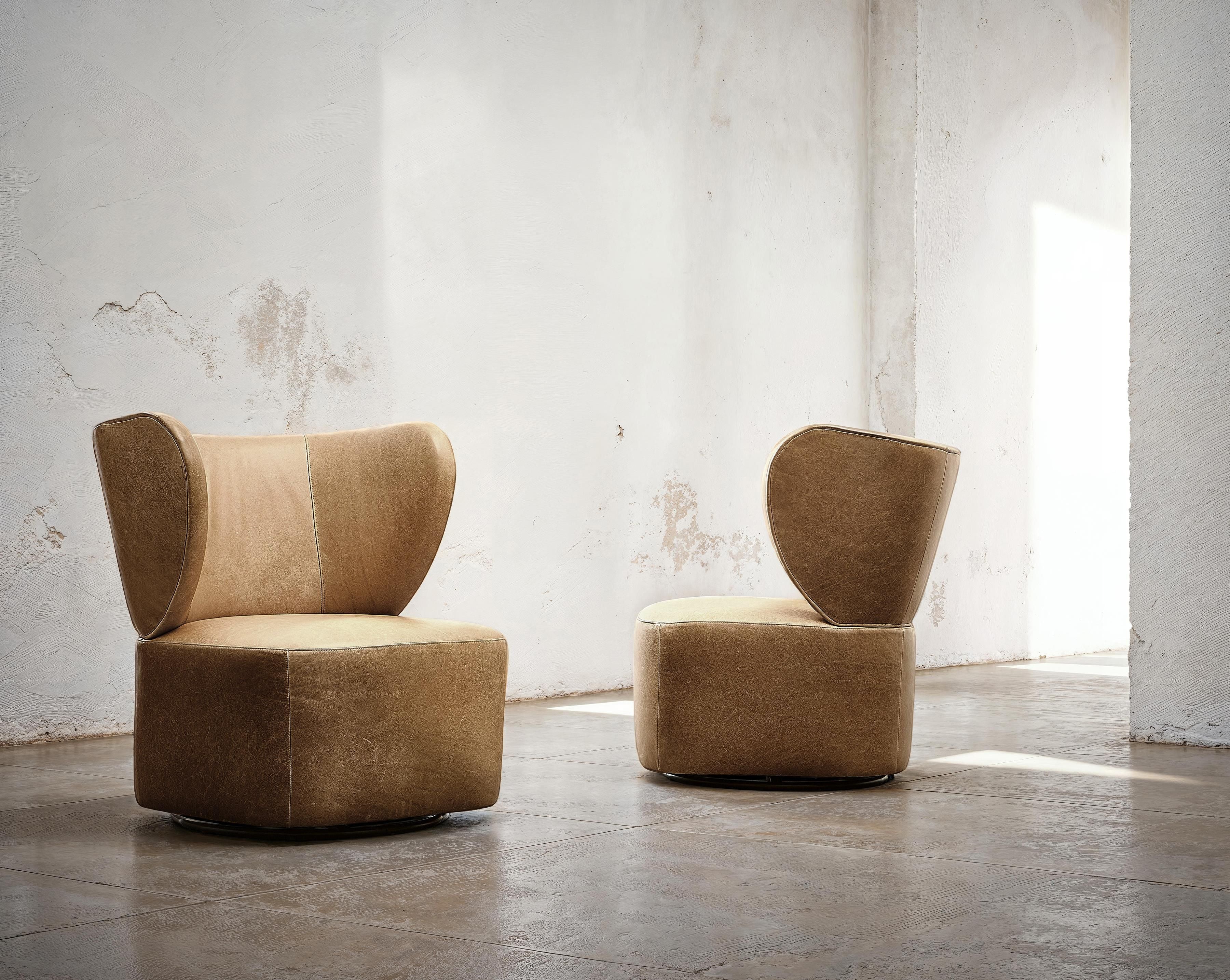 Bernhardt Oliver Leather Swivel Chair