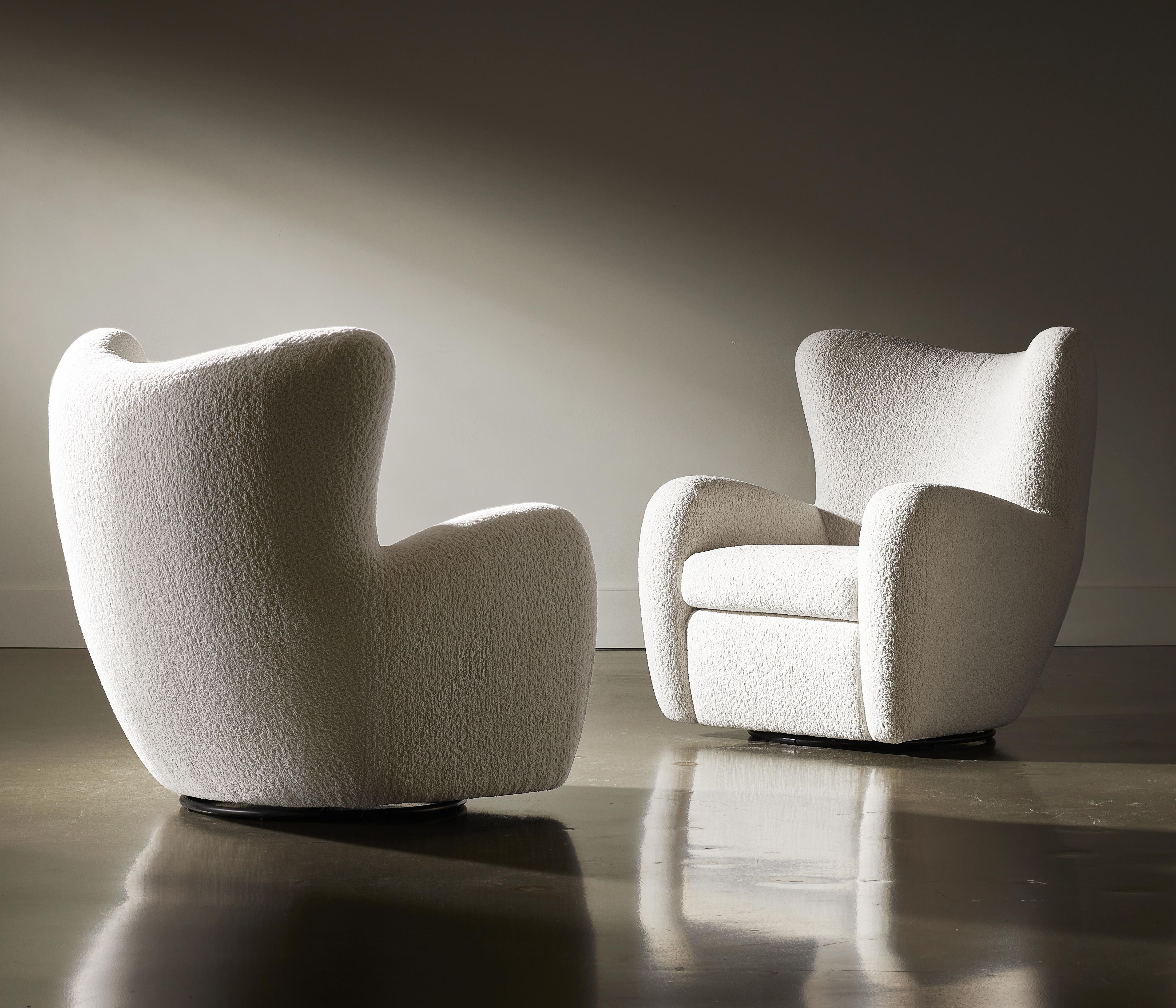Bernhardt Furniture – Silvi Fabric Swivel Chair