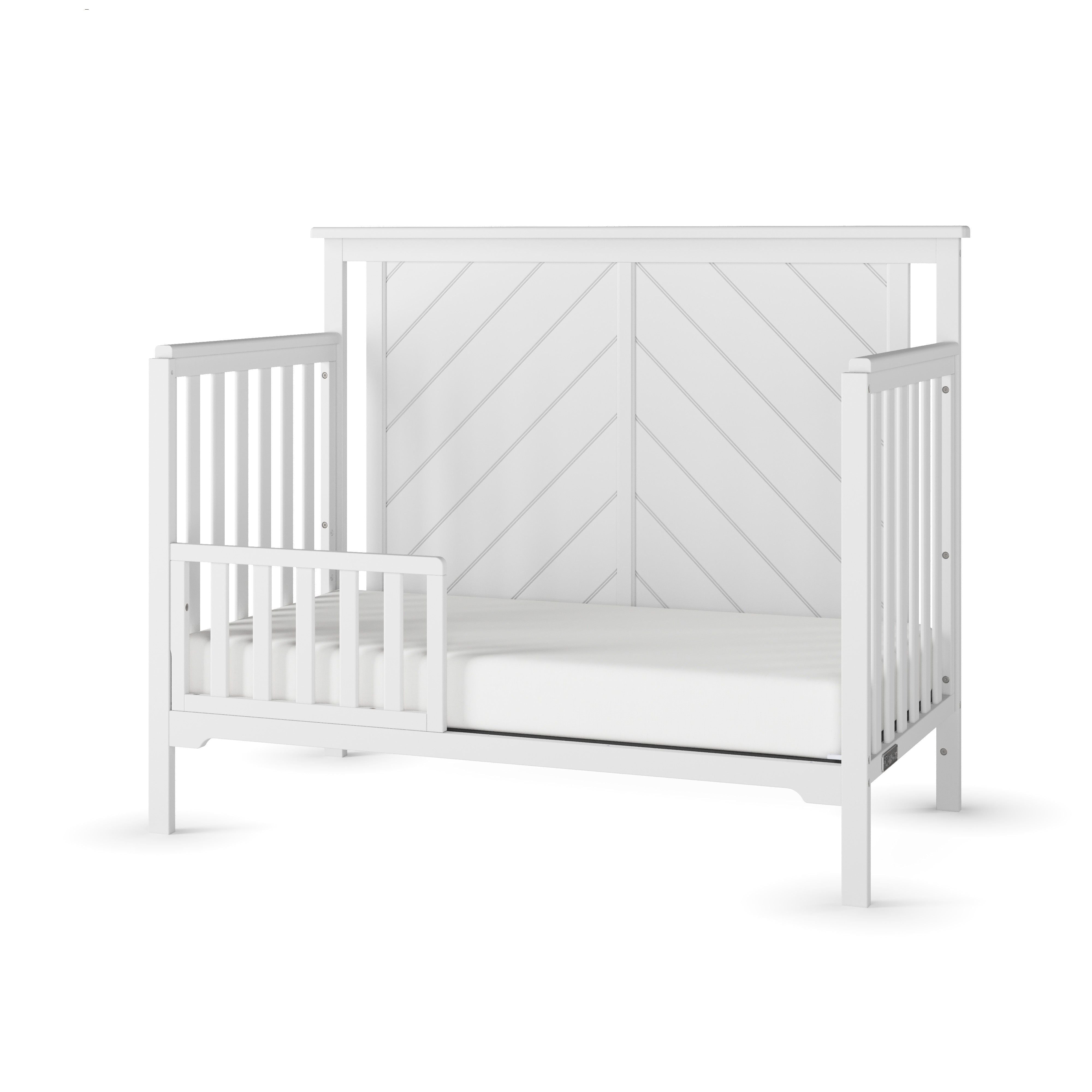 Hampton Flat Top 4-in-1 Convertible Crib, Matte White