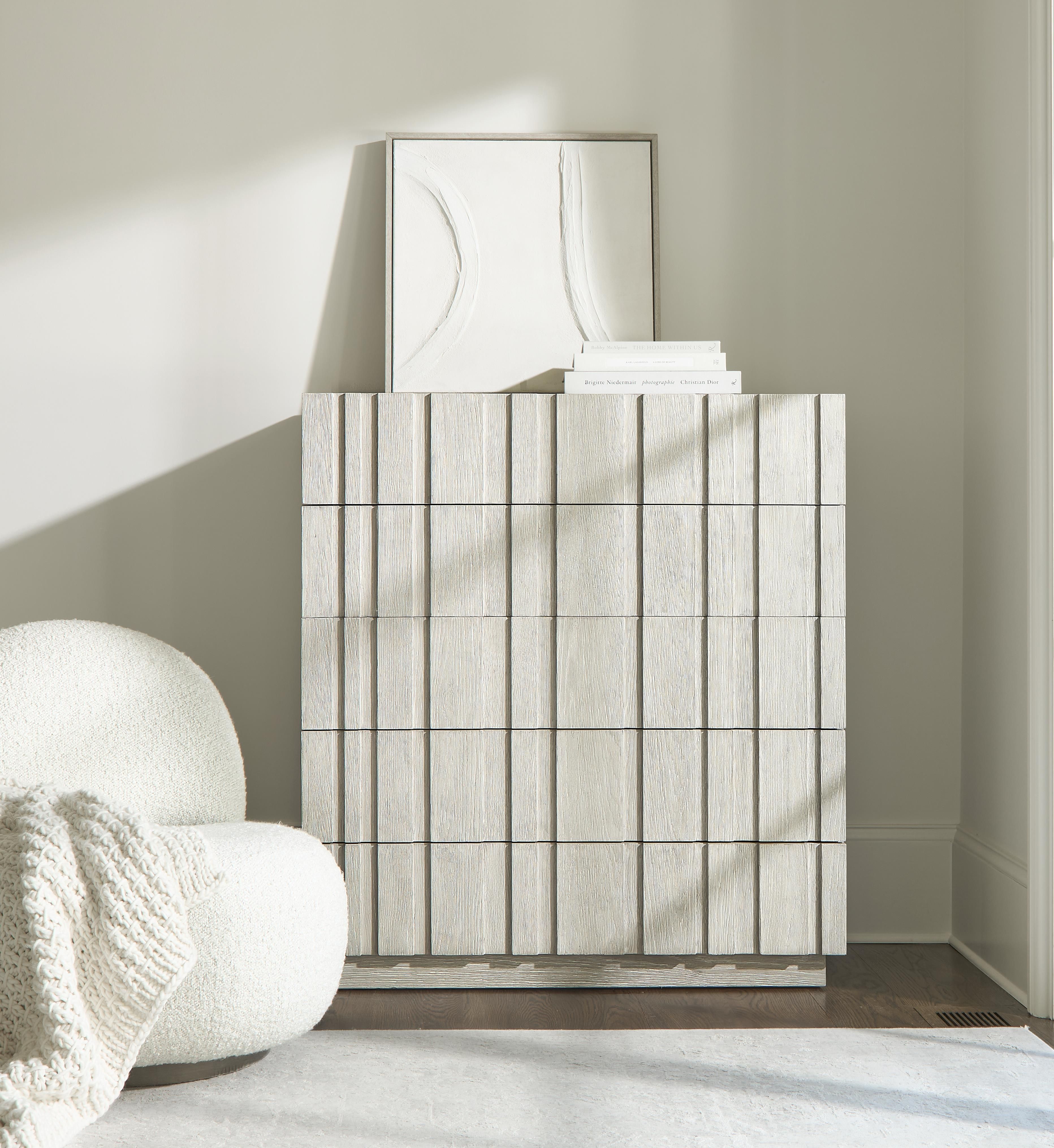 Bernhardt Furniture Lulu Fabric Swivel Chair