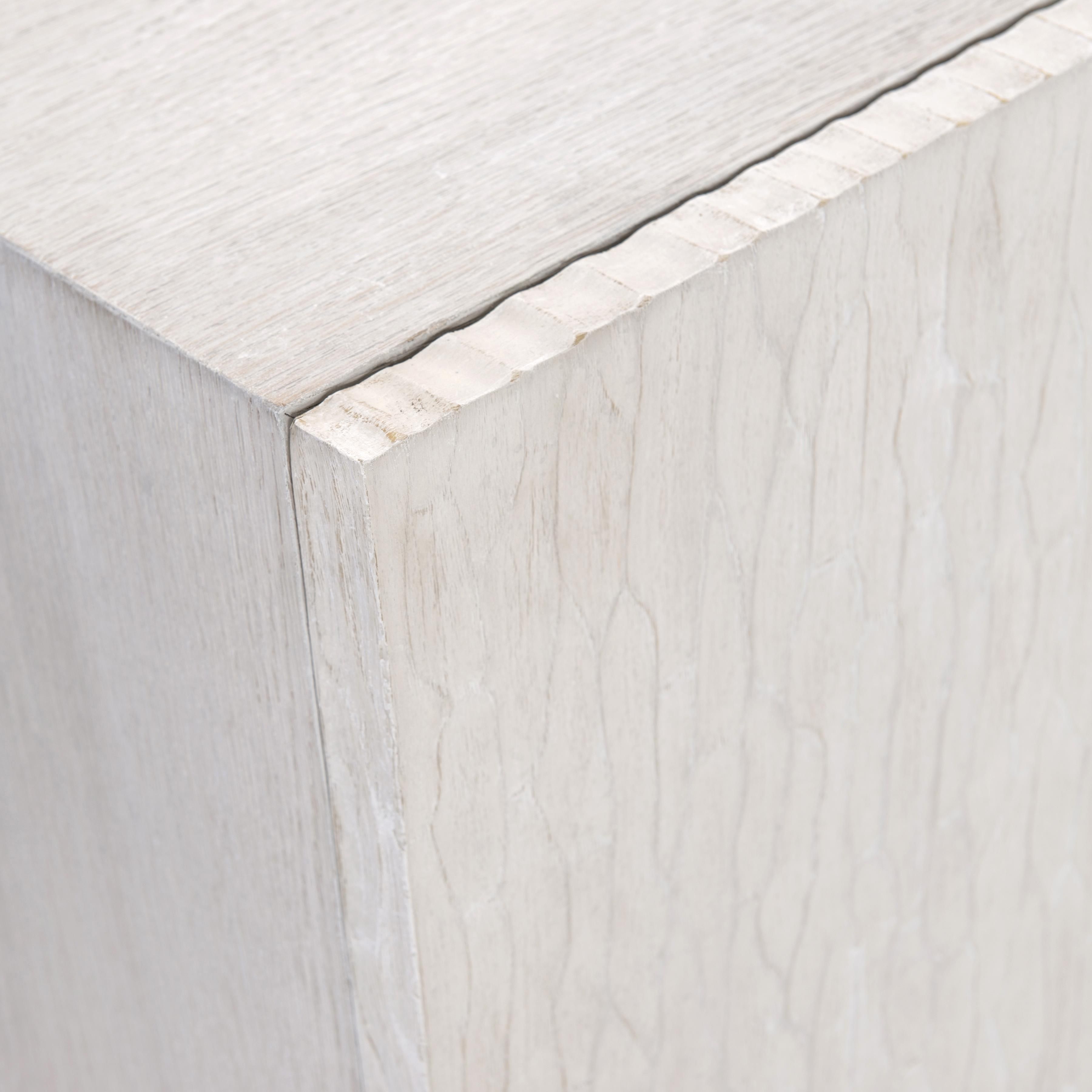 Bernhardt Furniture – Solaria Entertainment Credenza