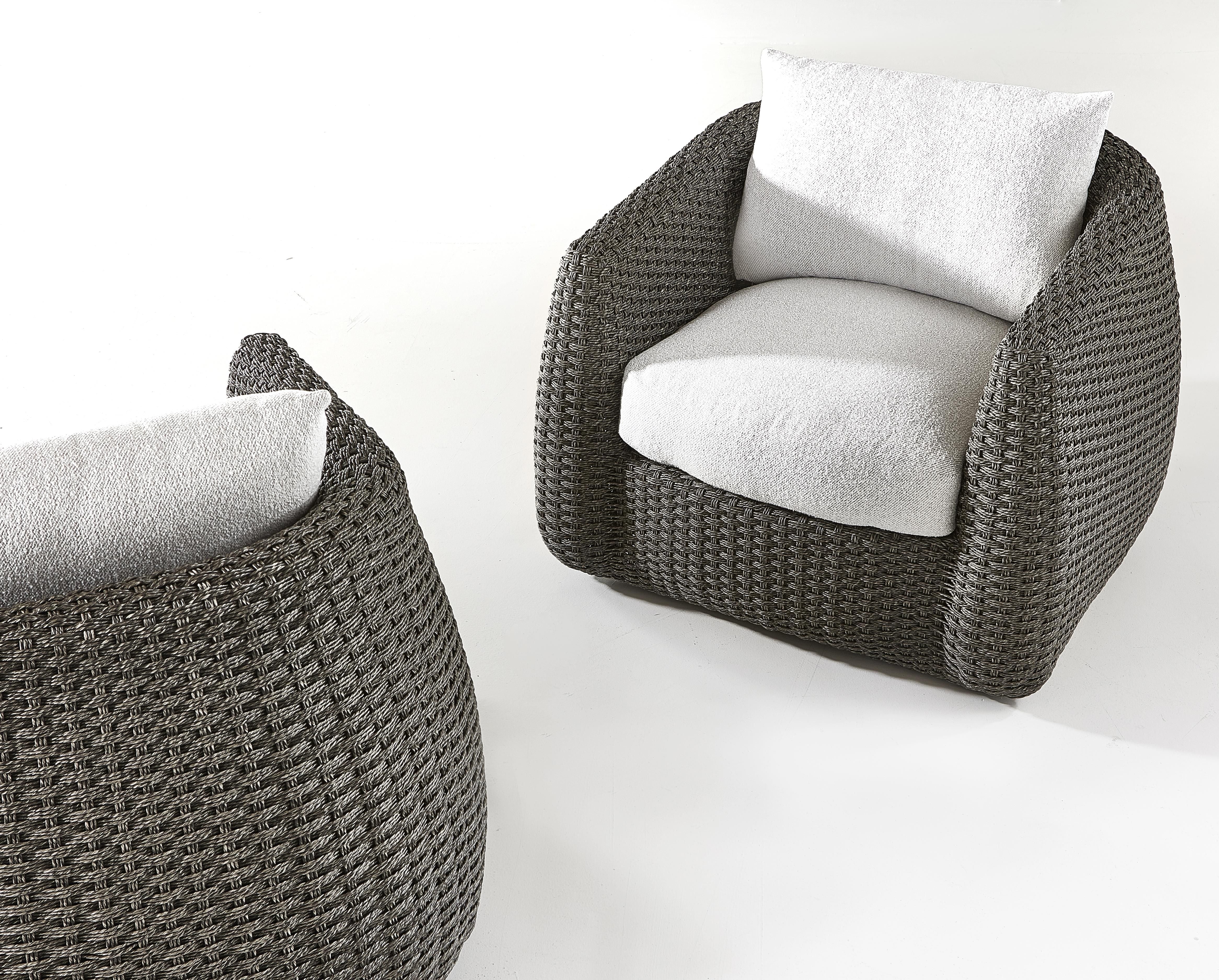 Bernhardt Furniture Sarene Outdoor Swivel Chair