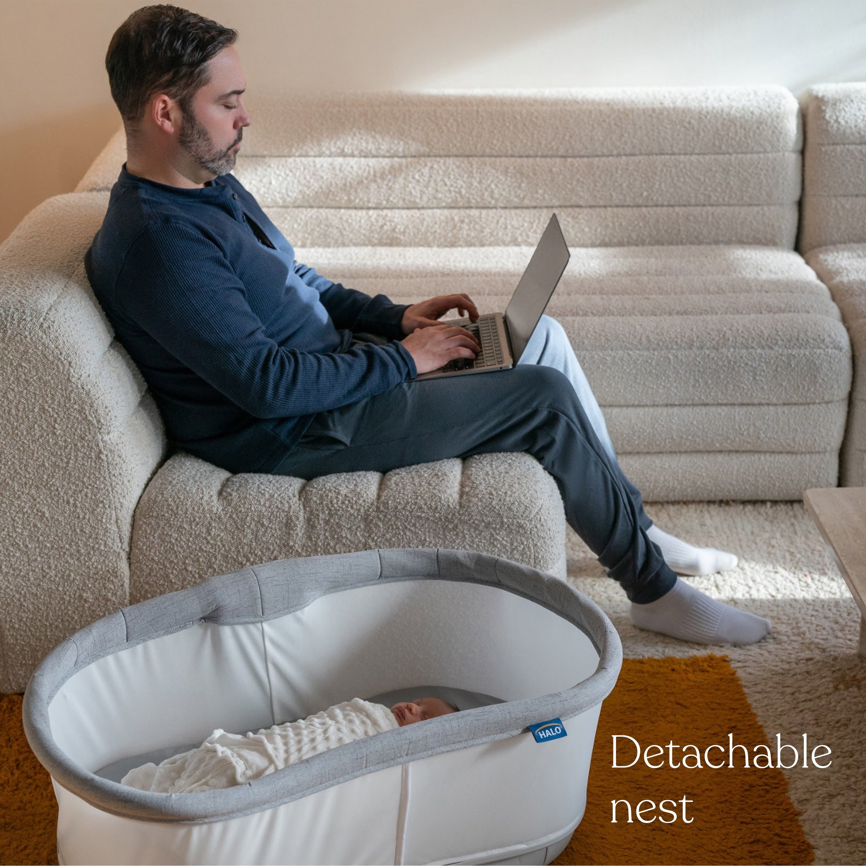 Bassinest® Connected Swivel Sleeper 3.0 - Smart Bassinet