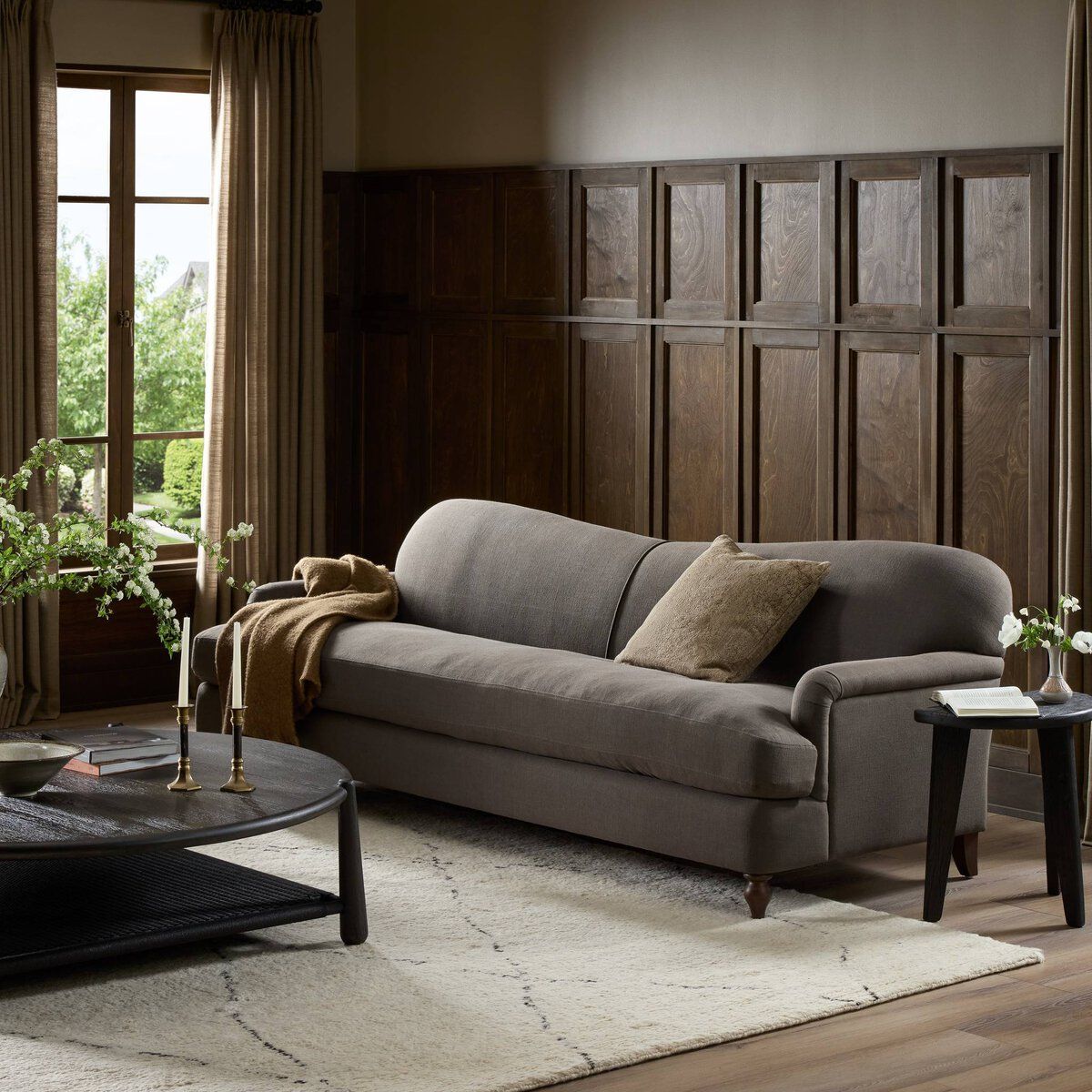 Tiani Sofa