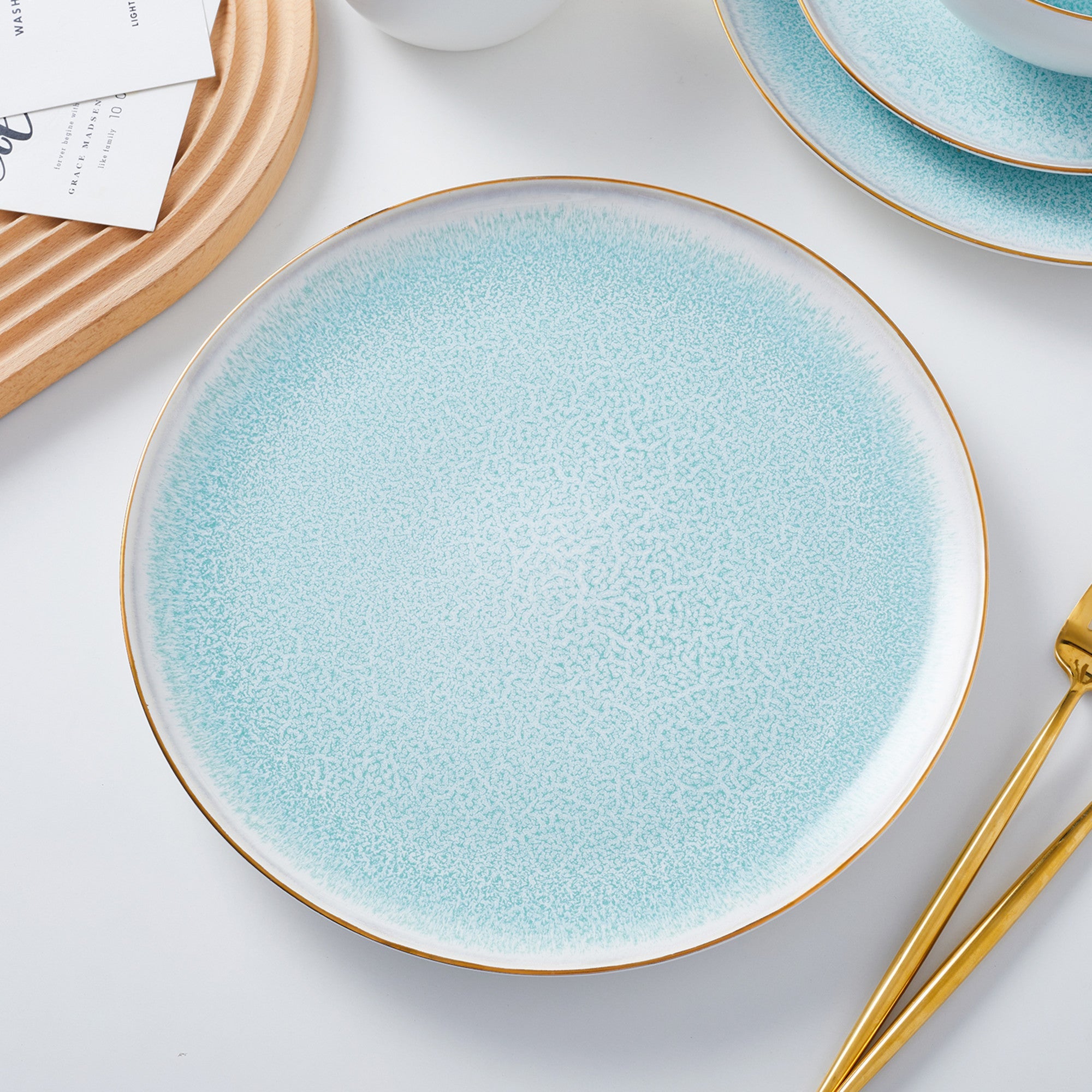 Josephine Porcelain Dinner Plate - Mint