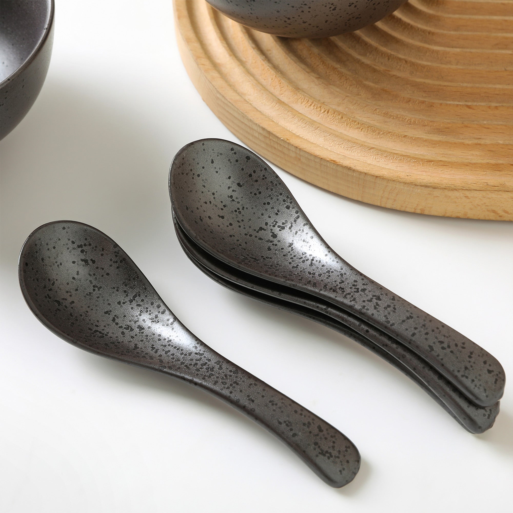 Valencia Porcelain Service Bowl And Spoon Set - Metallic Grey