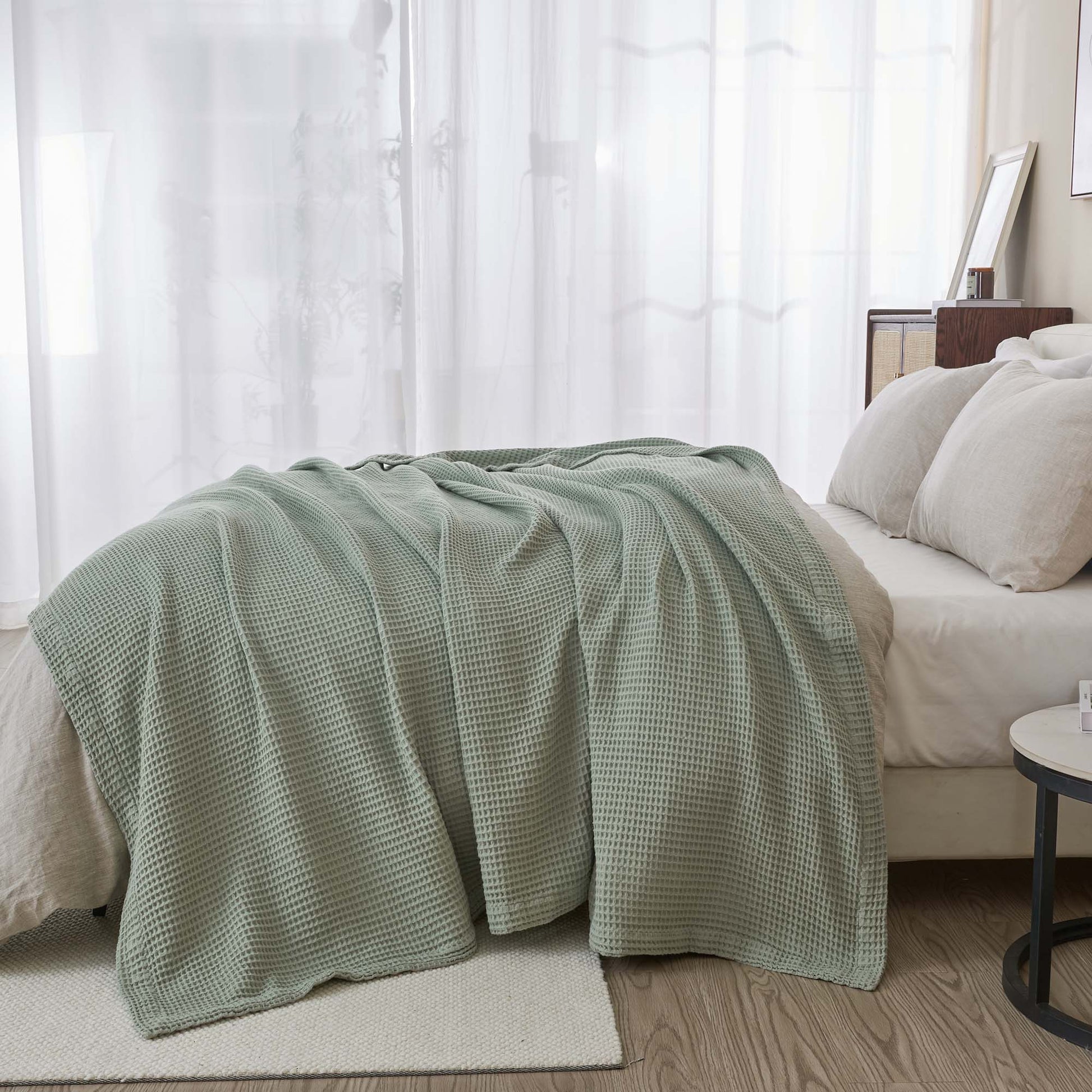 100% Cotton Waffle Weave Blanket - Mikala Collection - Best Buy Furniture