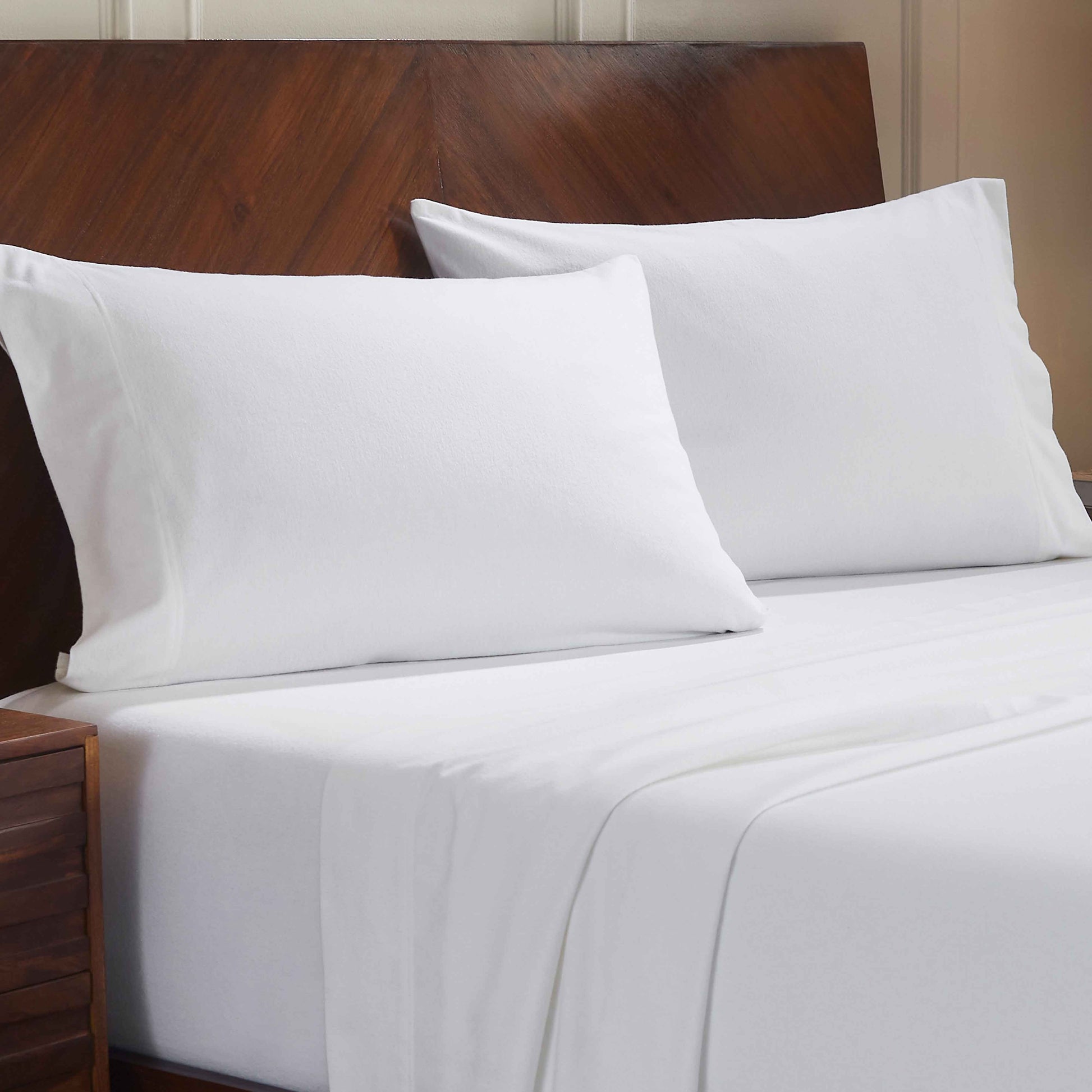 Rome-Flannel-Cotton-Solid-Fuzzy-Pillowcases,-Set-of-2-Pillowcases