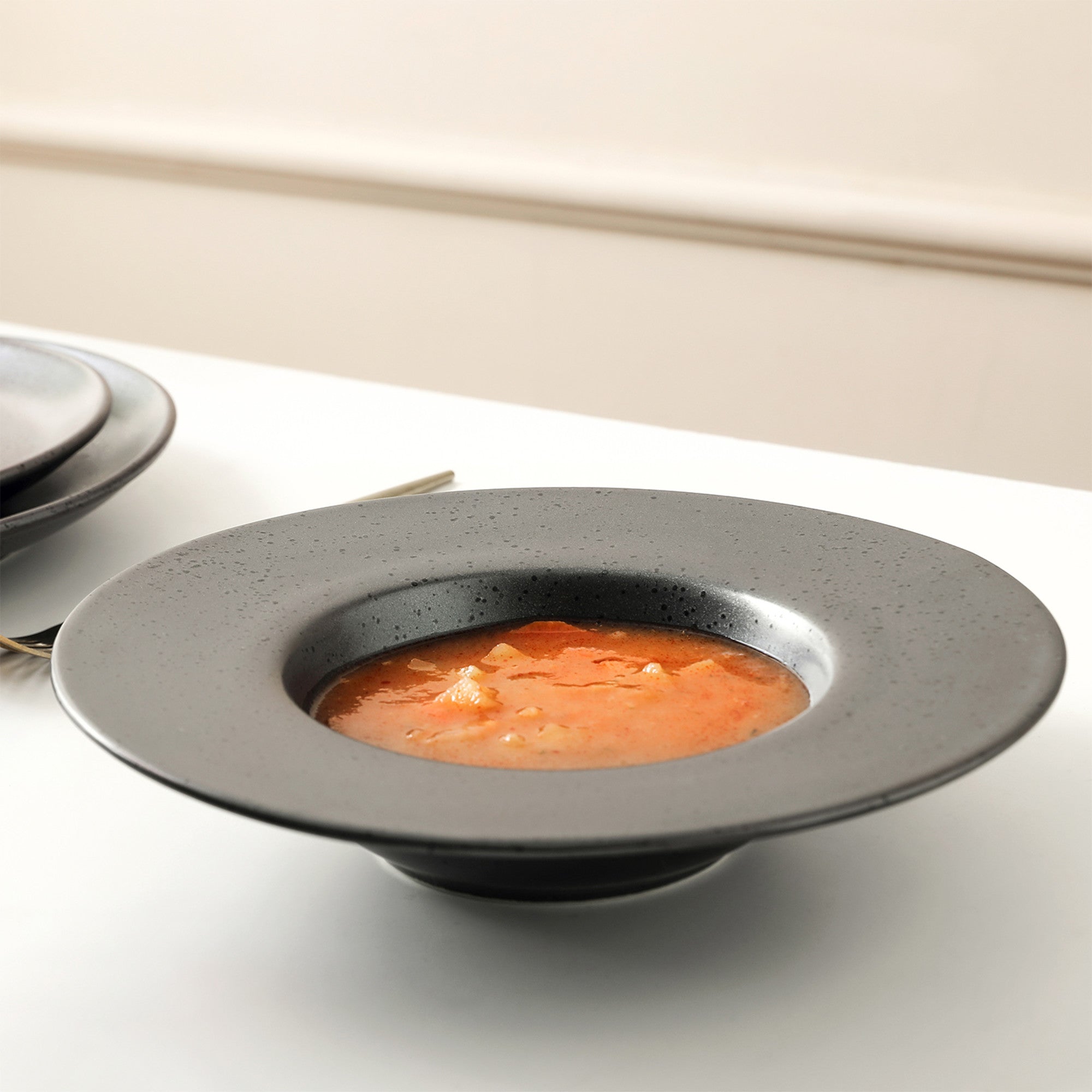 Valencia Porcelain Dinnerware Set - Metallic Grey