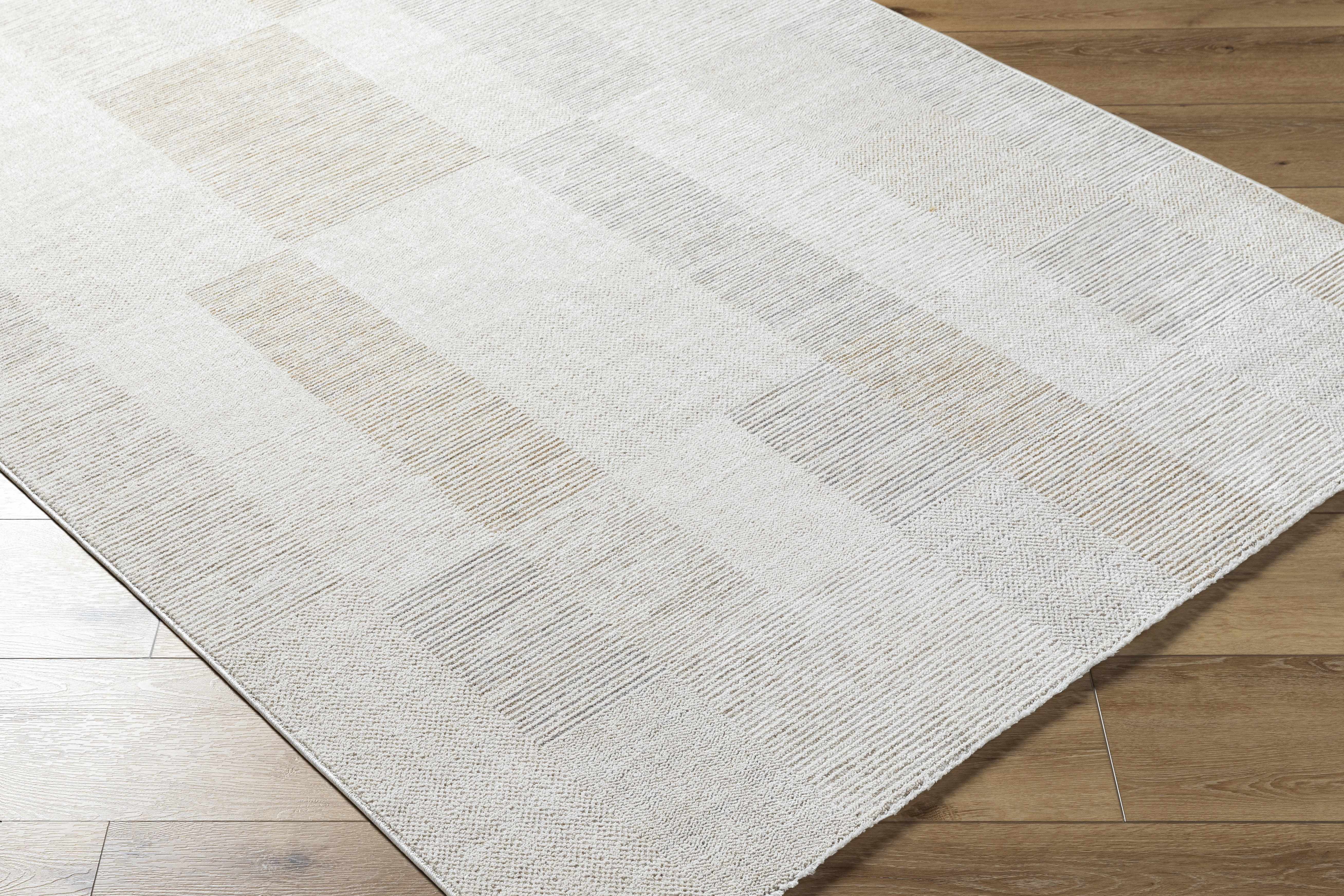 Radia Luxe Rug