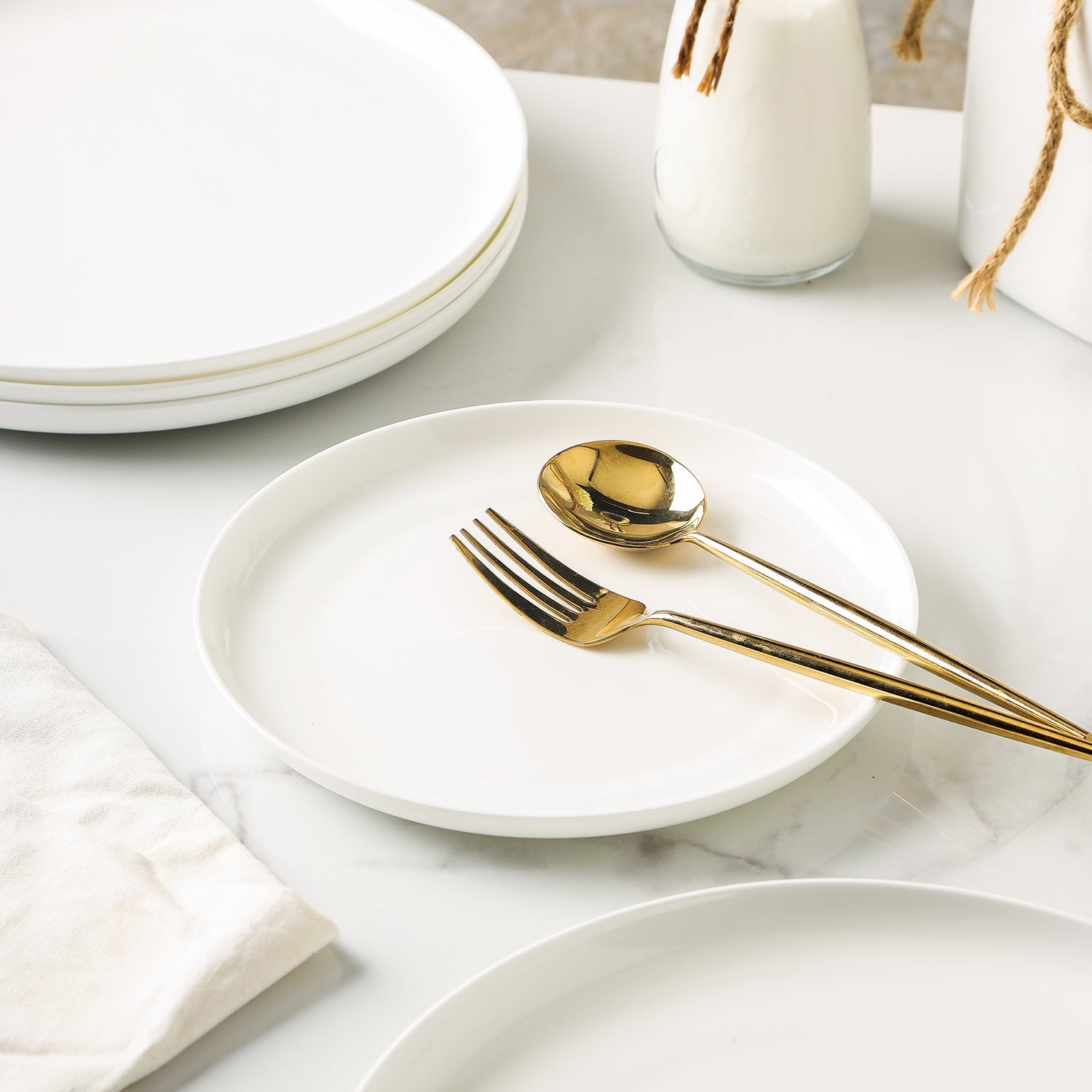 Gabrielle Bone China Dinnerware Set - White