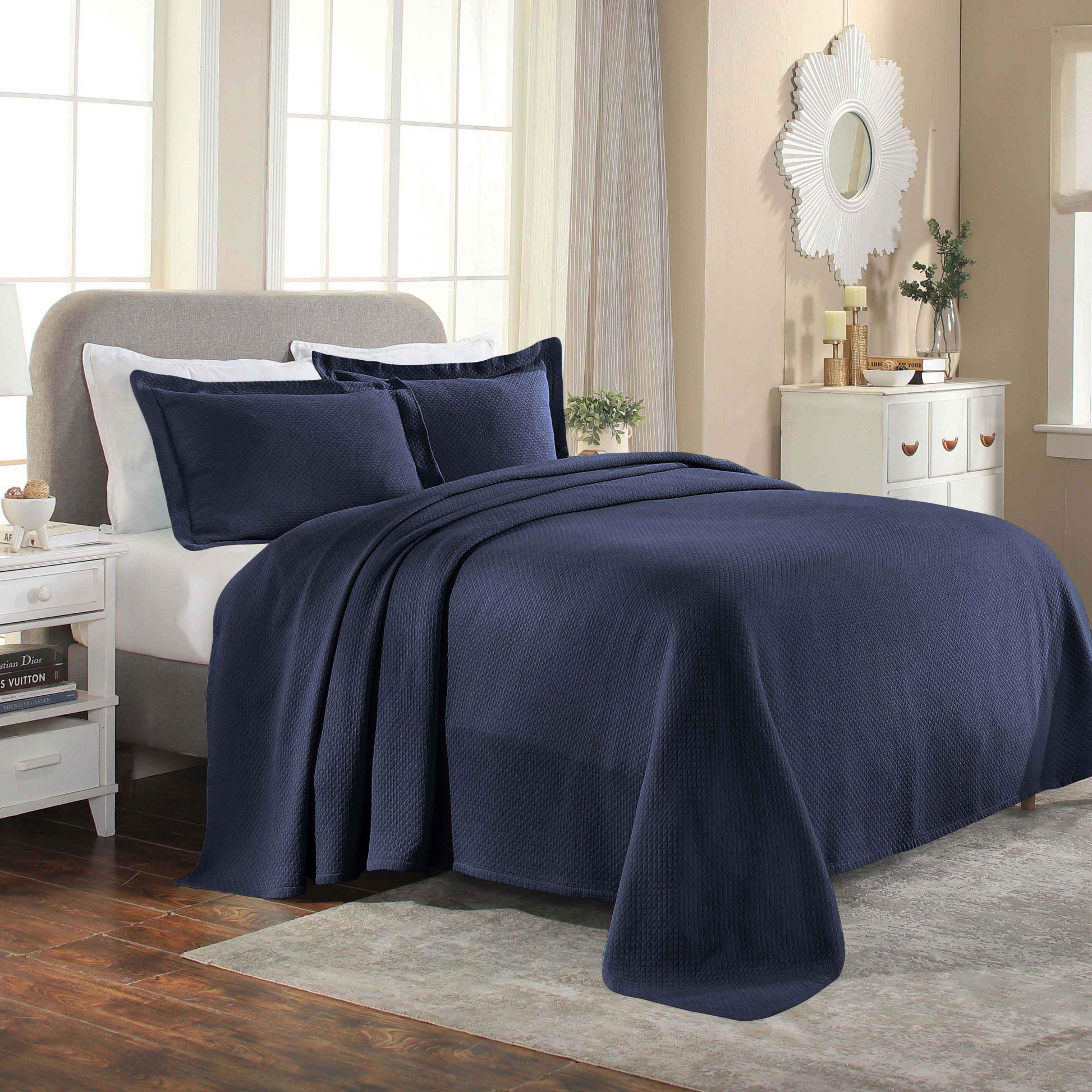 Solitaire Jacquard Matelassé Cotton Diamond Solitaire Bedspread Set - Bedspread by Superior Brand