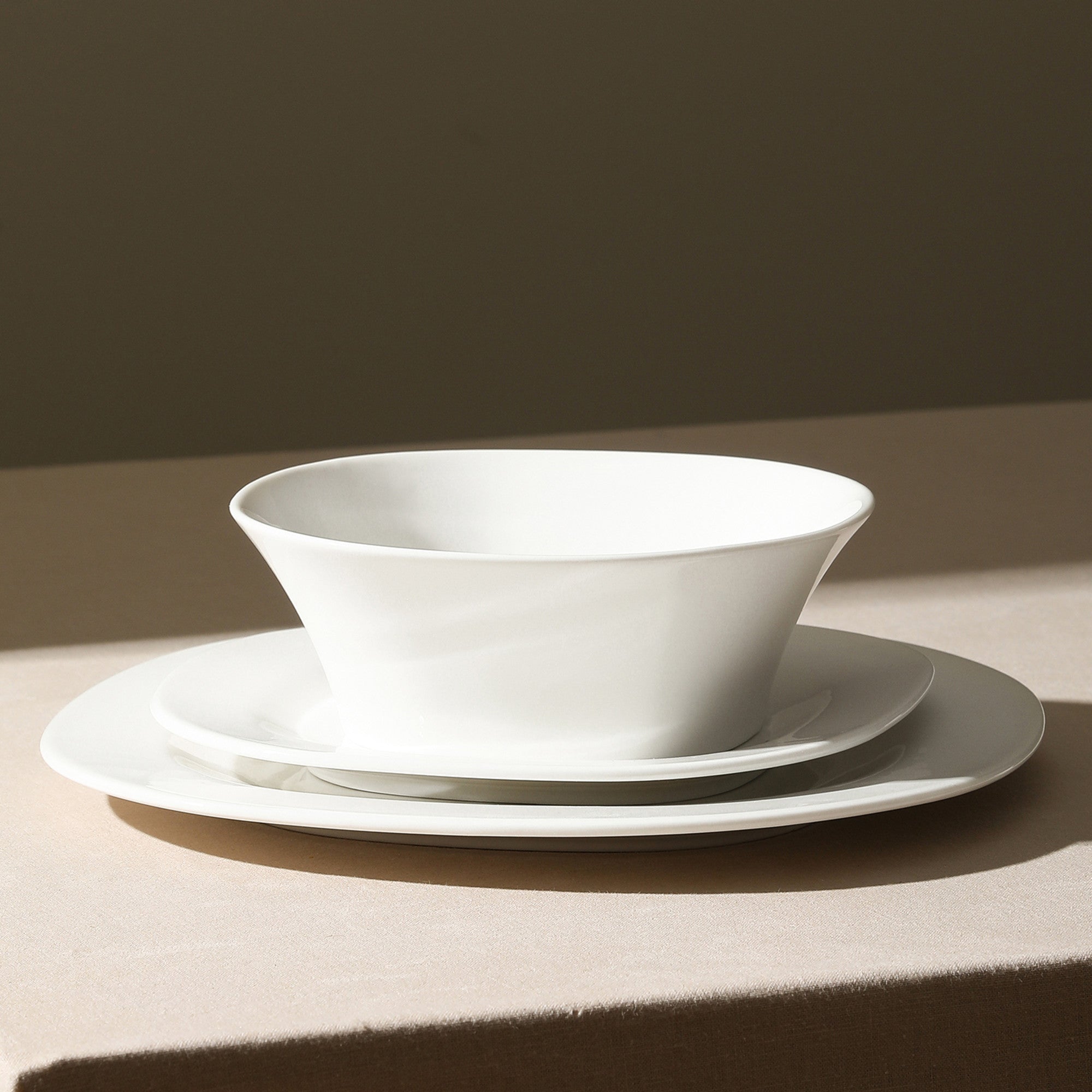 Quadro Porcelain Dinnerware Set - White