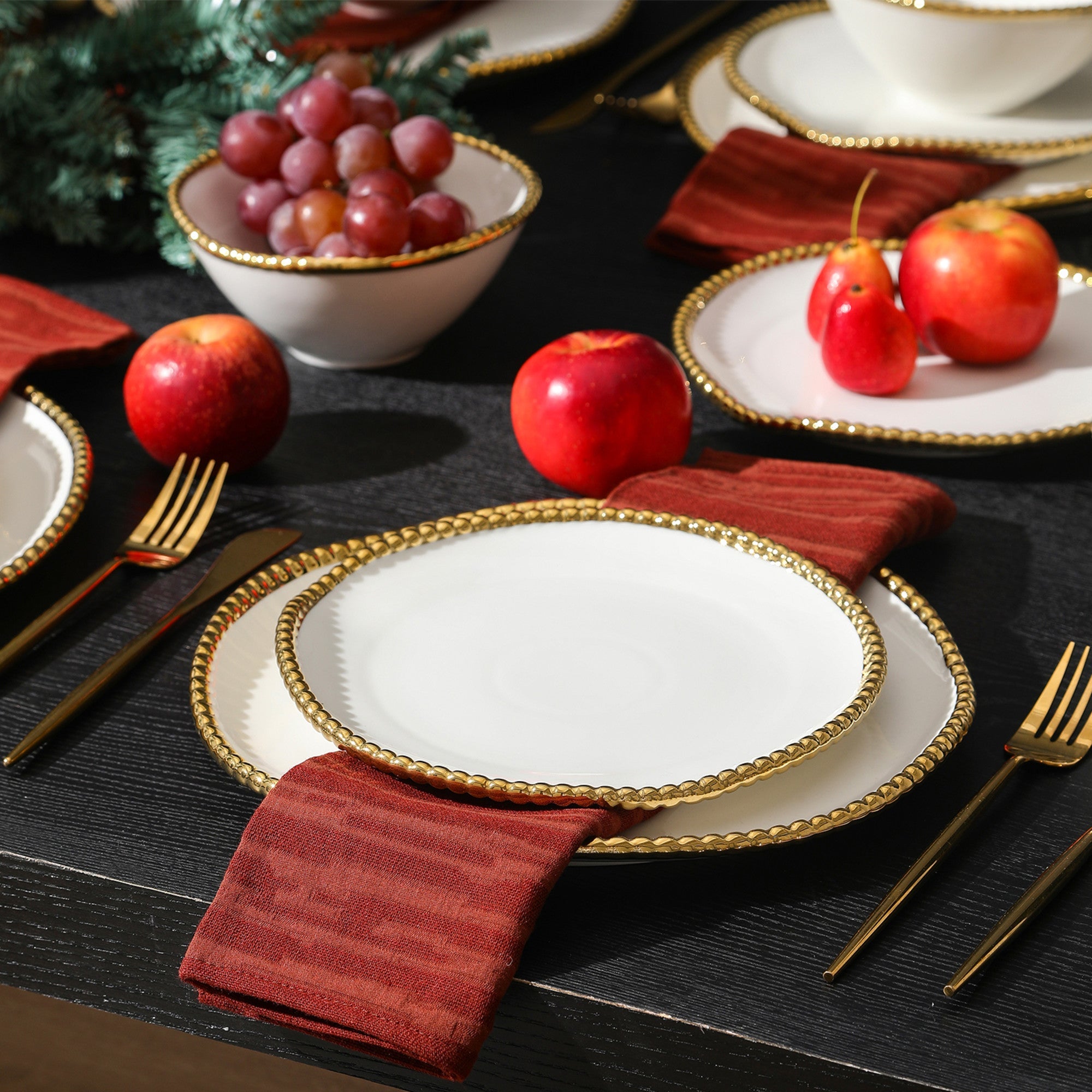 Akoya Porcelain Dinnerware Set - White