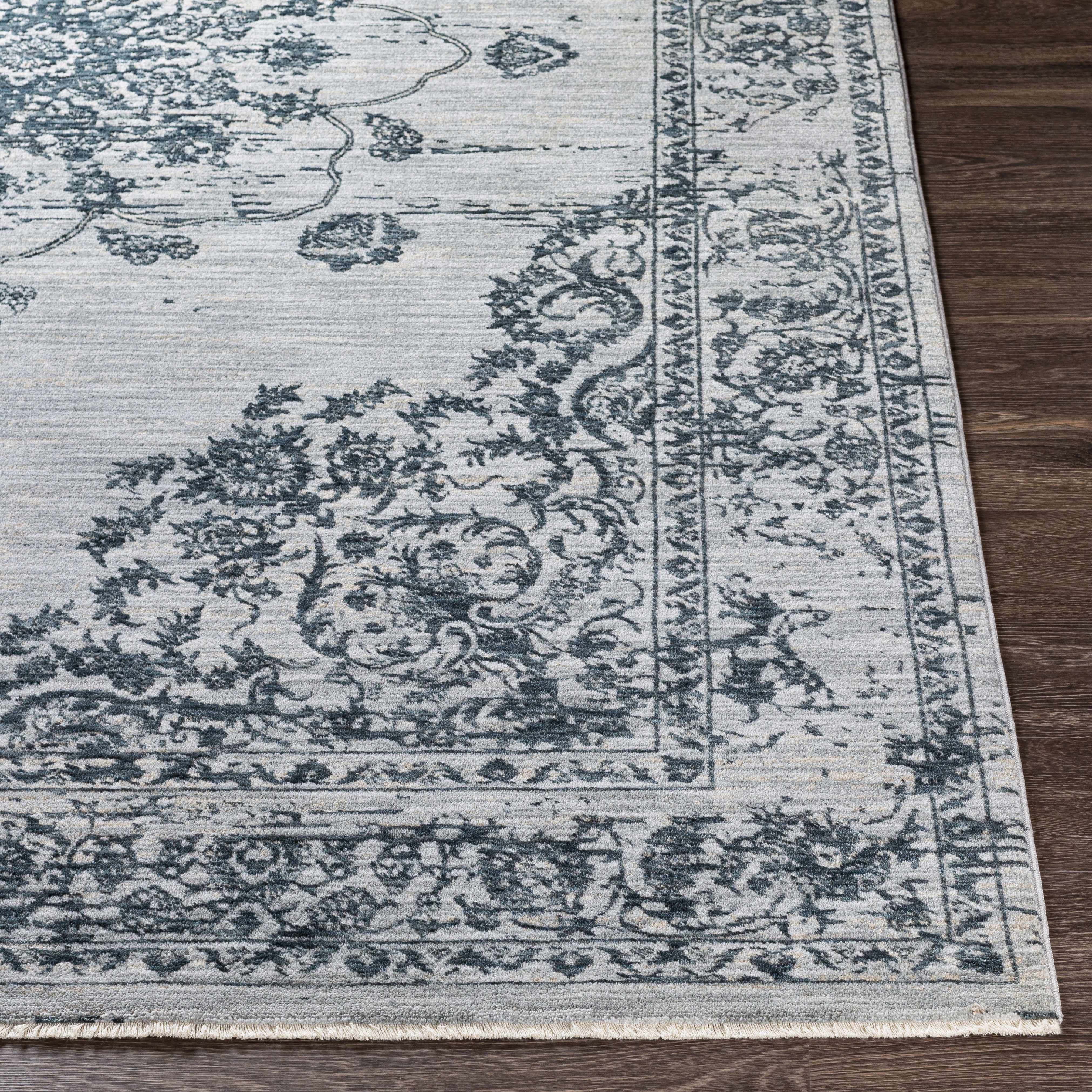Wandina Traditional Luxe Rug