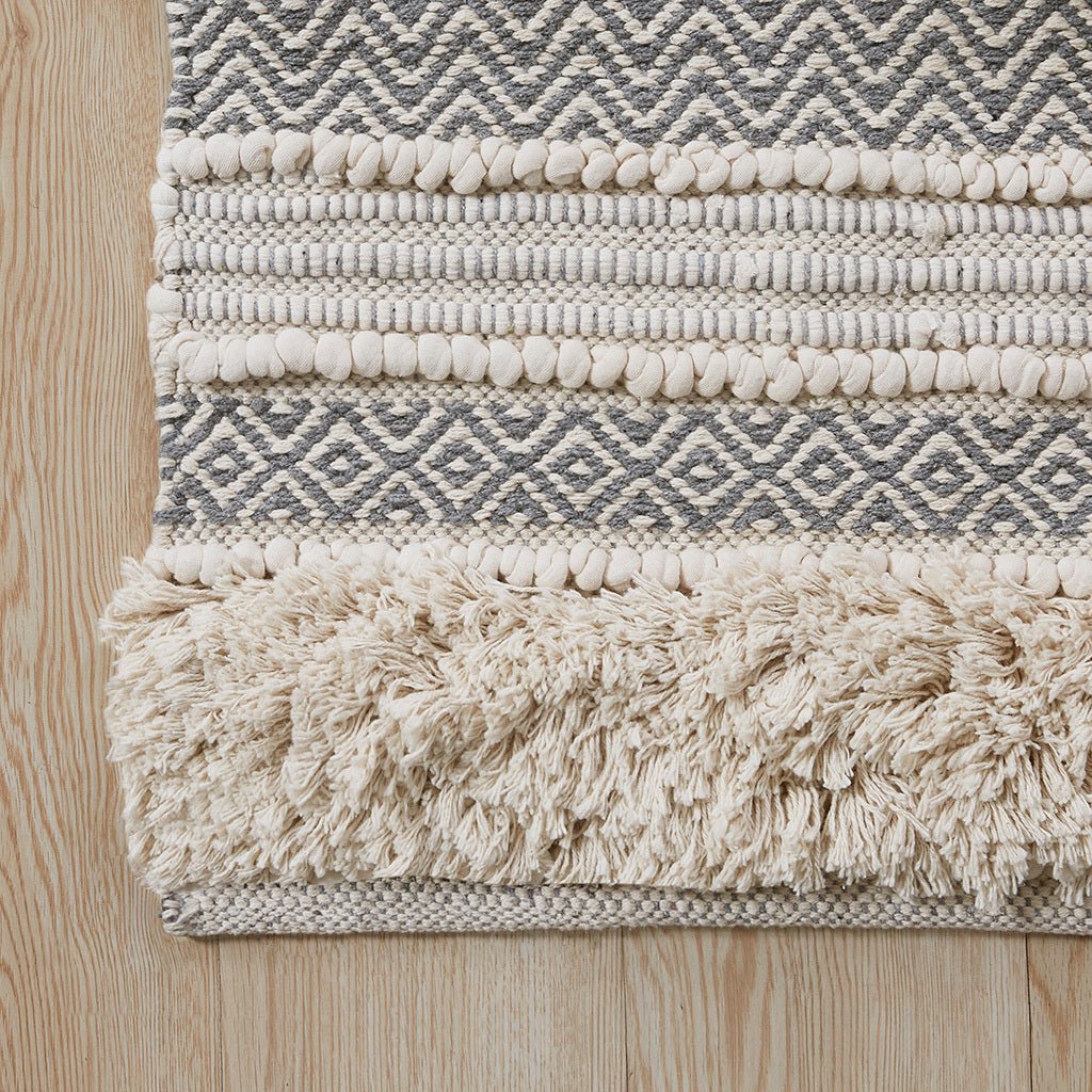Woven texture stripe bath rug - Tuesday Morning - Bathroom Rugs