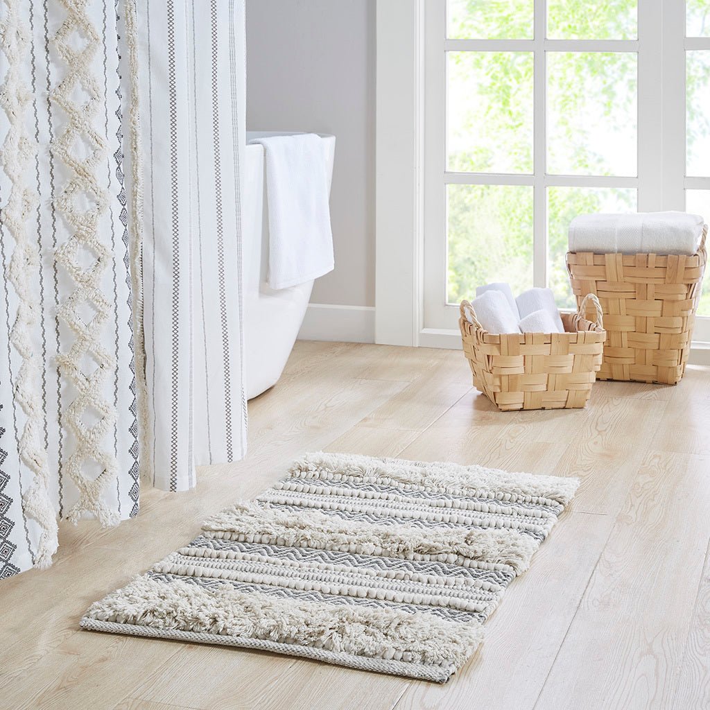 Woven texture stripe bath rug - Tuesday Morning - Bathroom Rugs