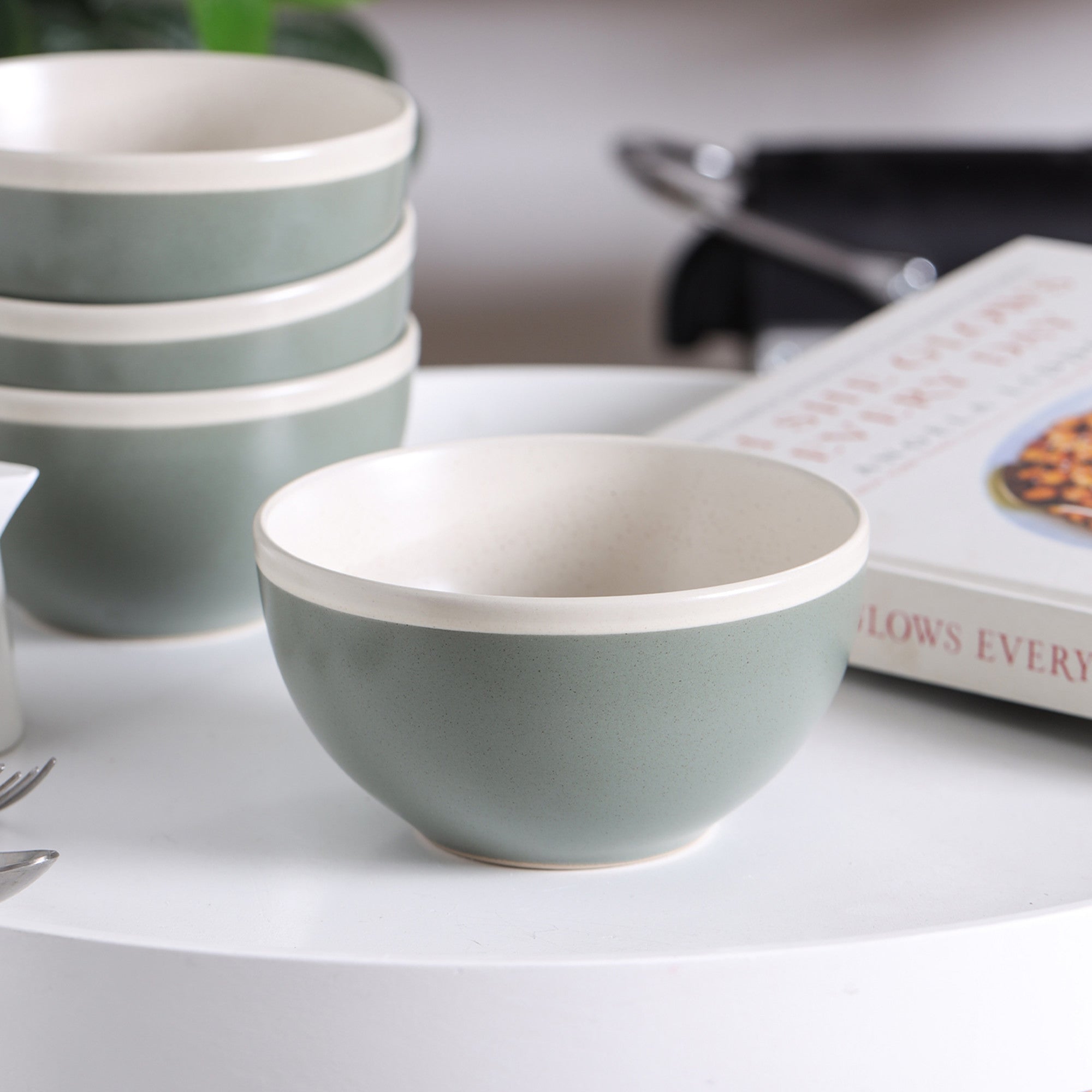 Serenity Stoneware Bowl - Green And Cream