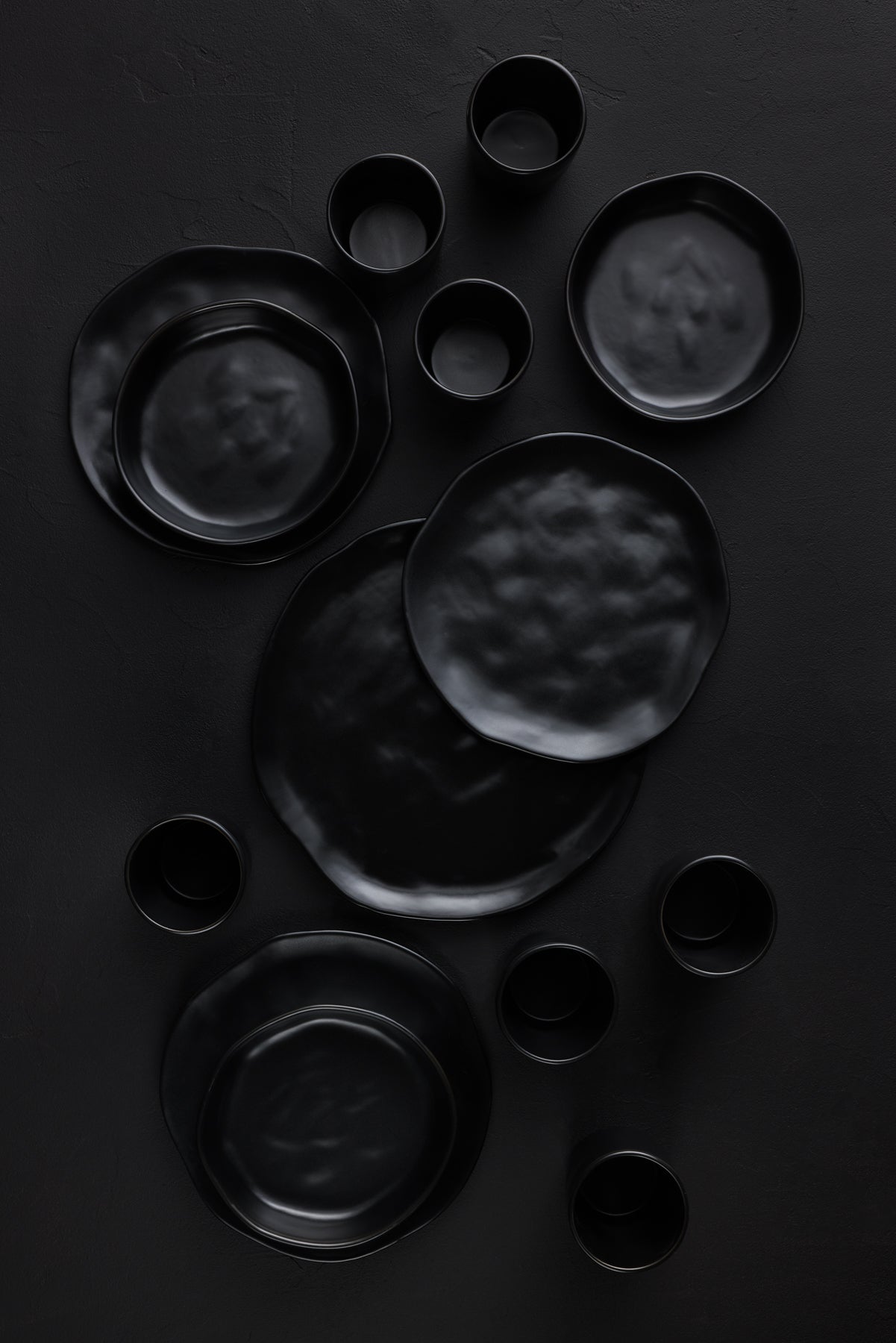 Hekonda Stoneware Dinnerware Set - Black