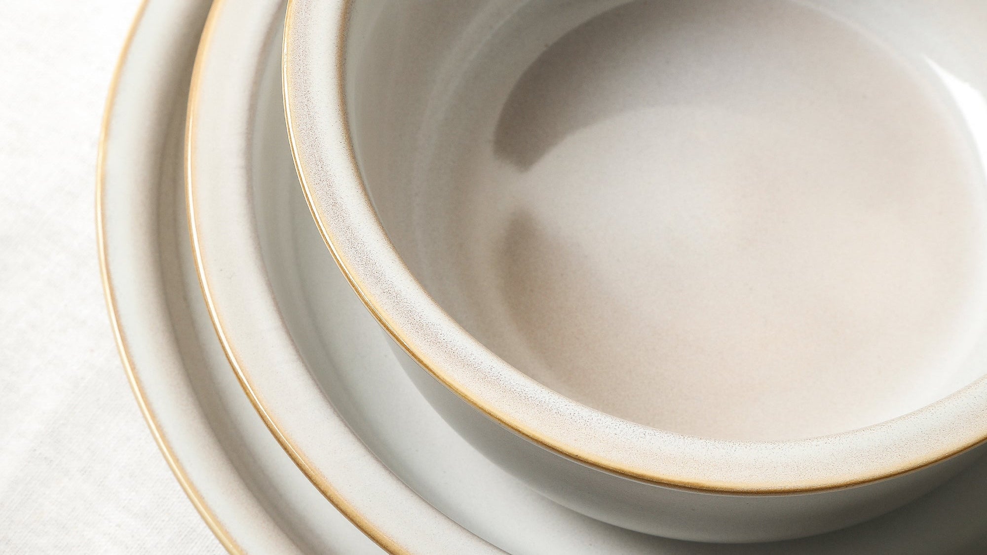 Slate Stoneware Dinnerware Set - White